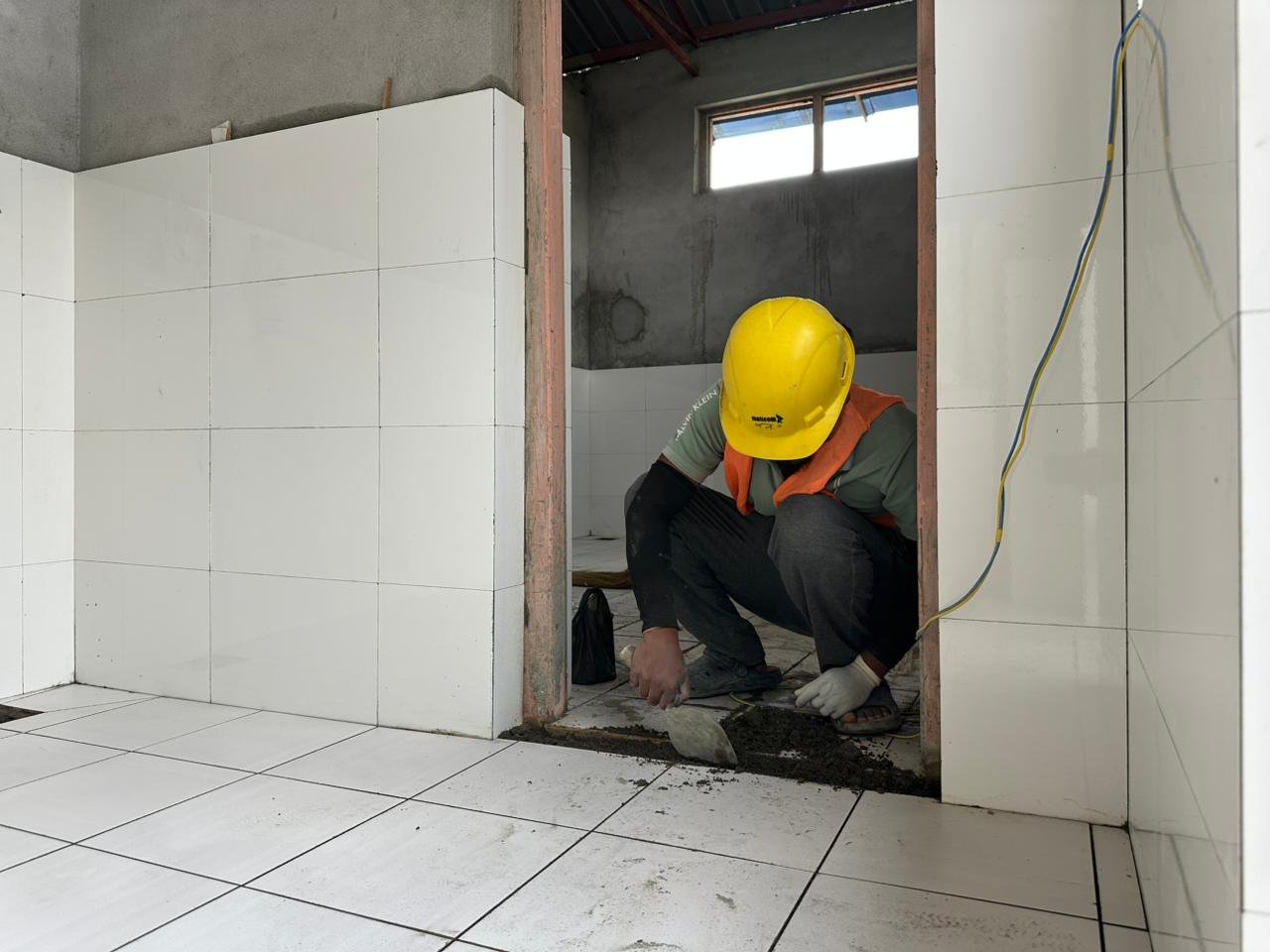 Mason - tiling and grout work.jpg