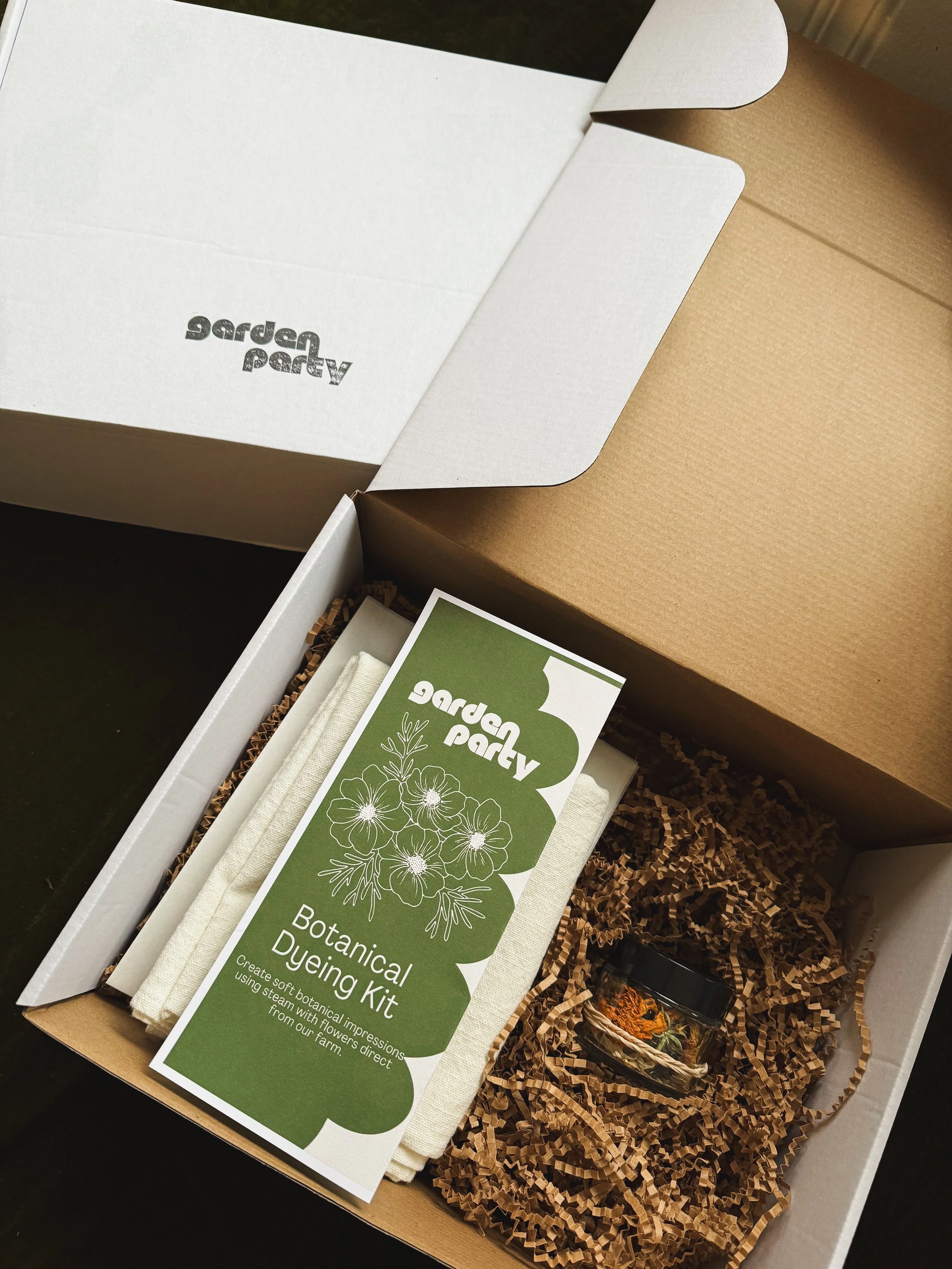 Botanical Dyeing Kit- Handkerchief