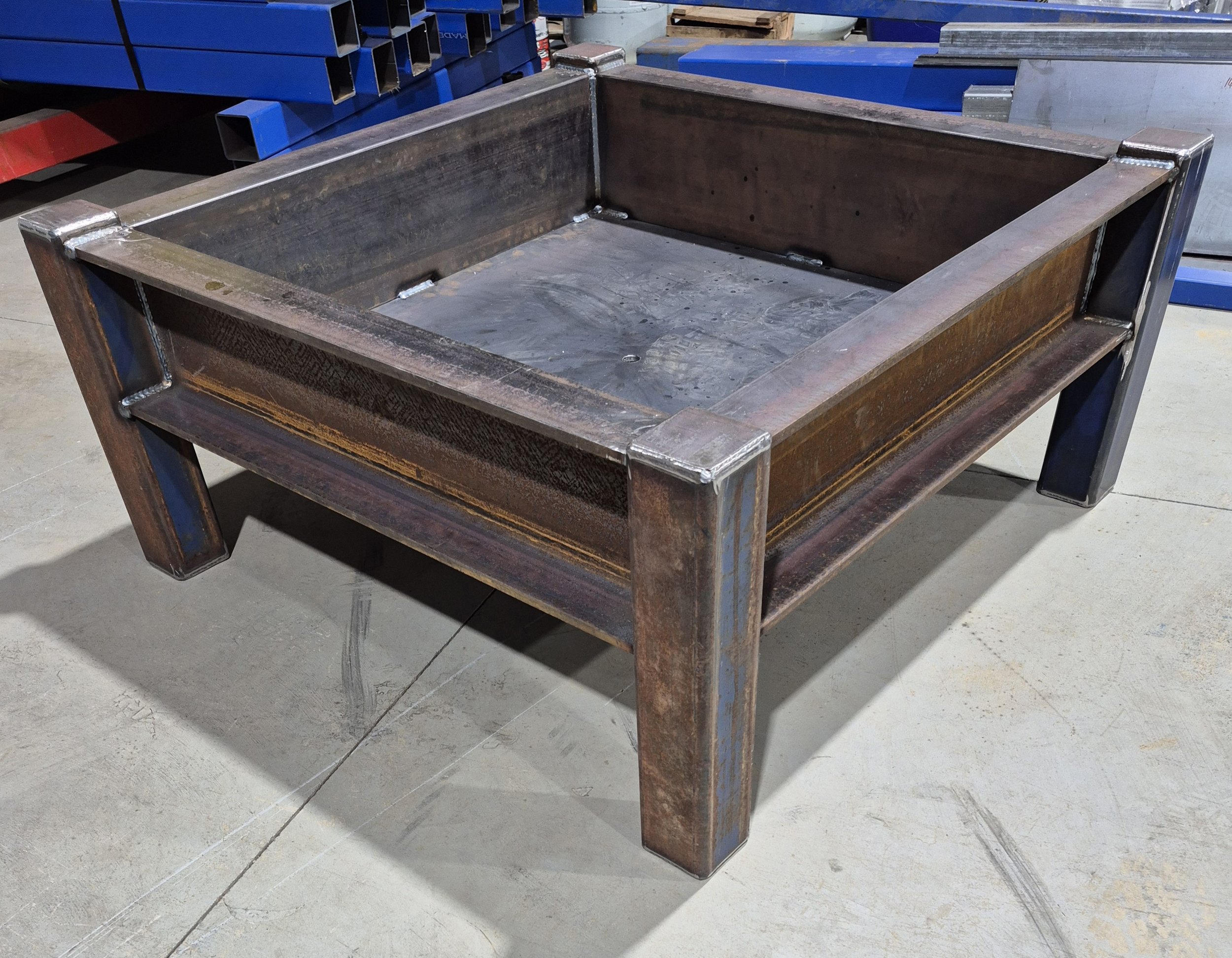 Heavy steel fire pit