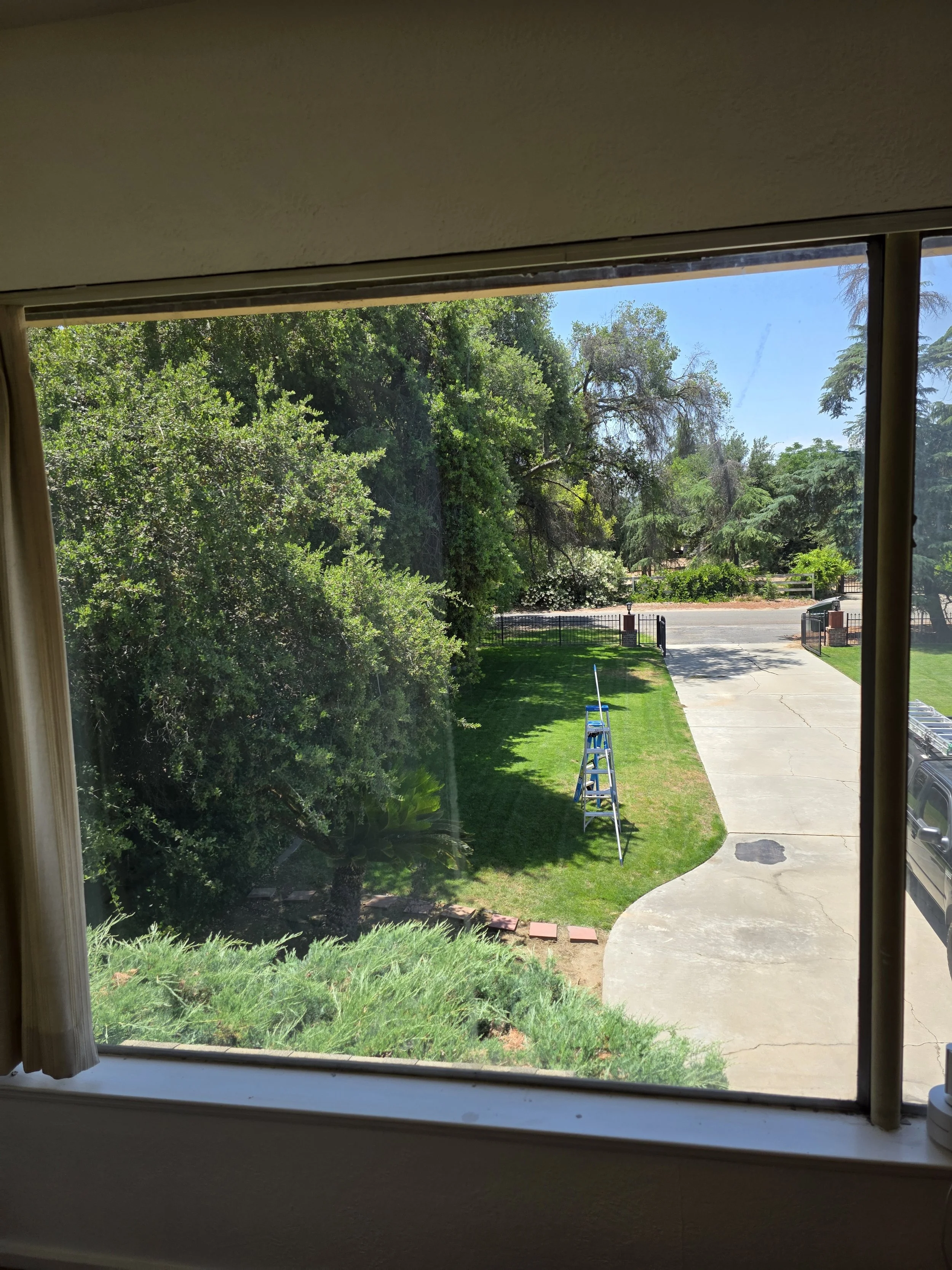 clean-patio-door-windows-residential-fresno.jpg.jpg