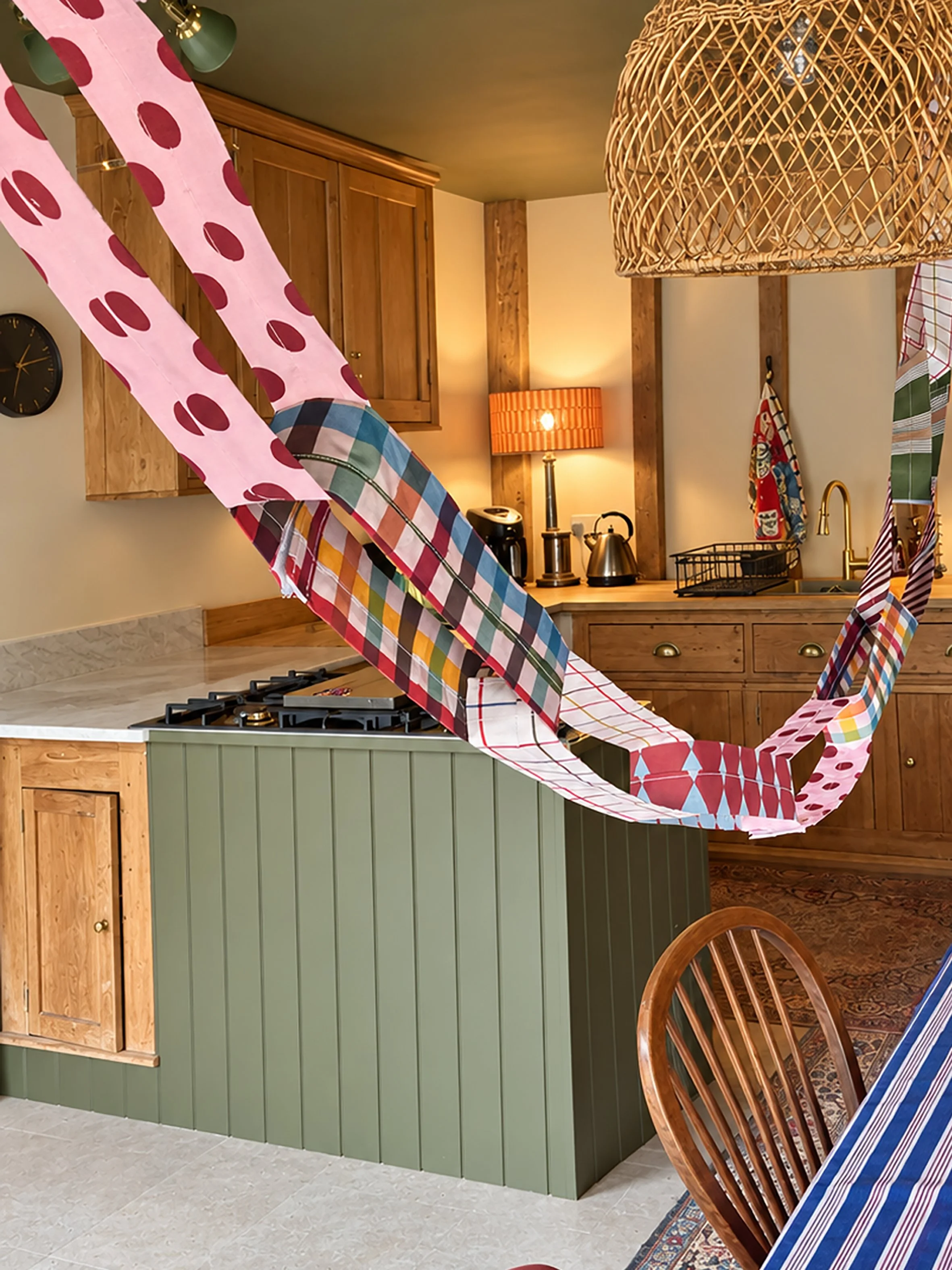 paper chains on BEAM.jpg