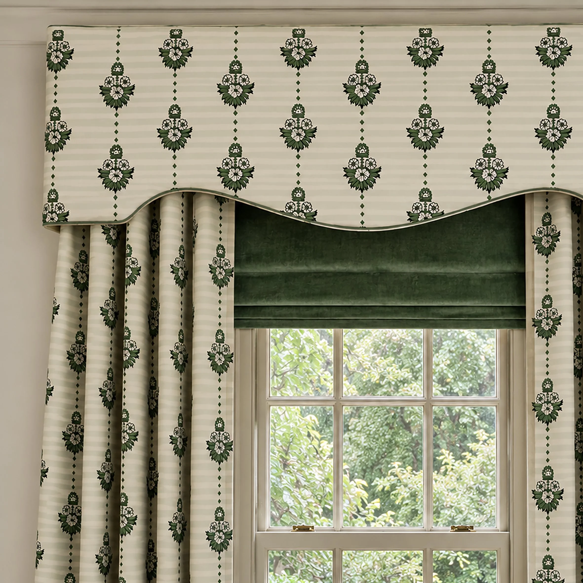 dana window valance.jpg