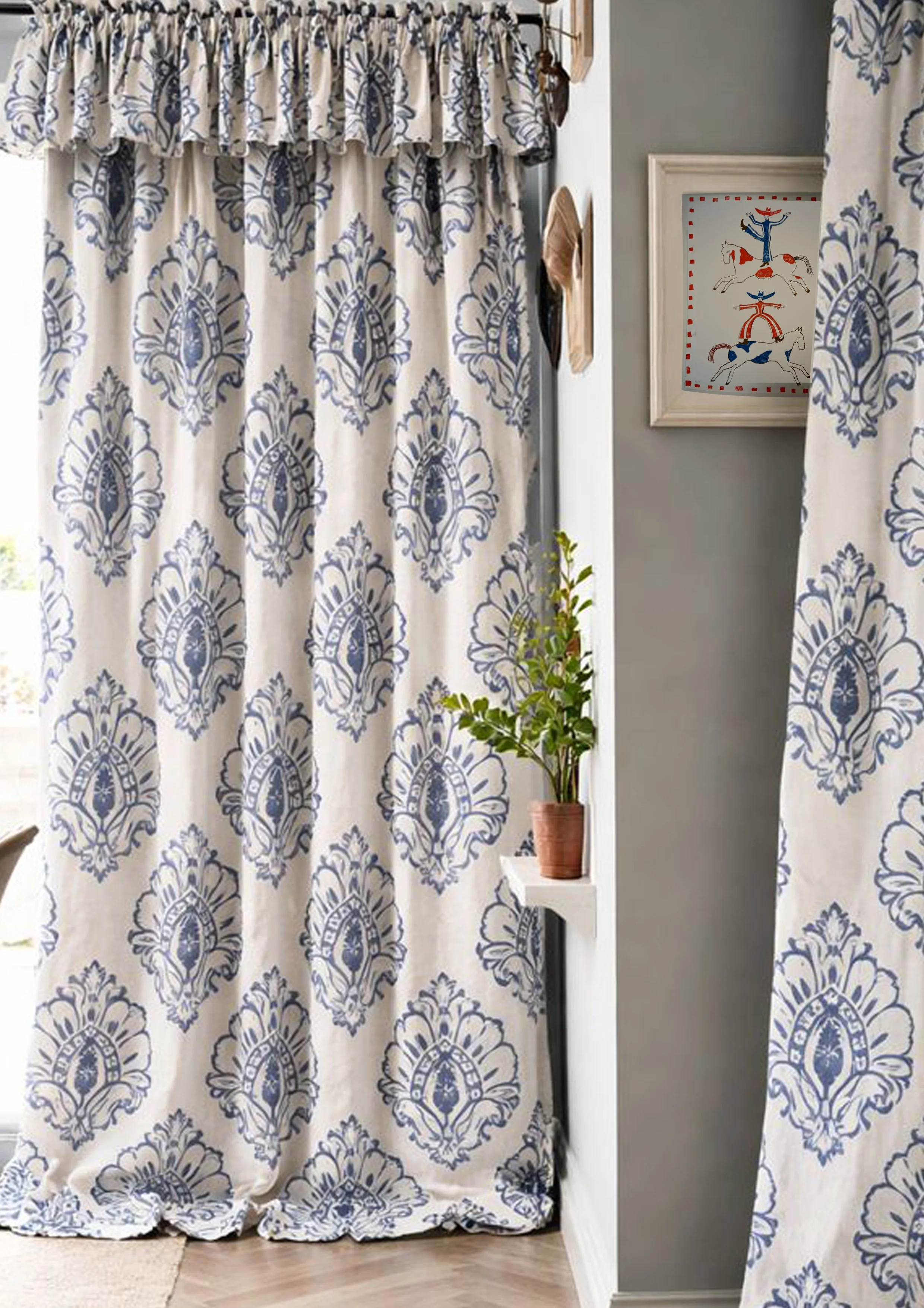 curtain 1.jpg
