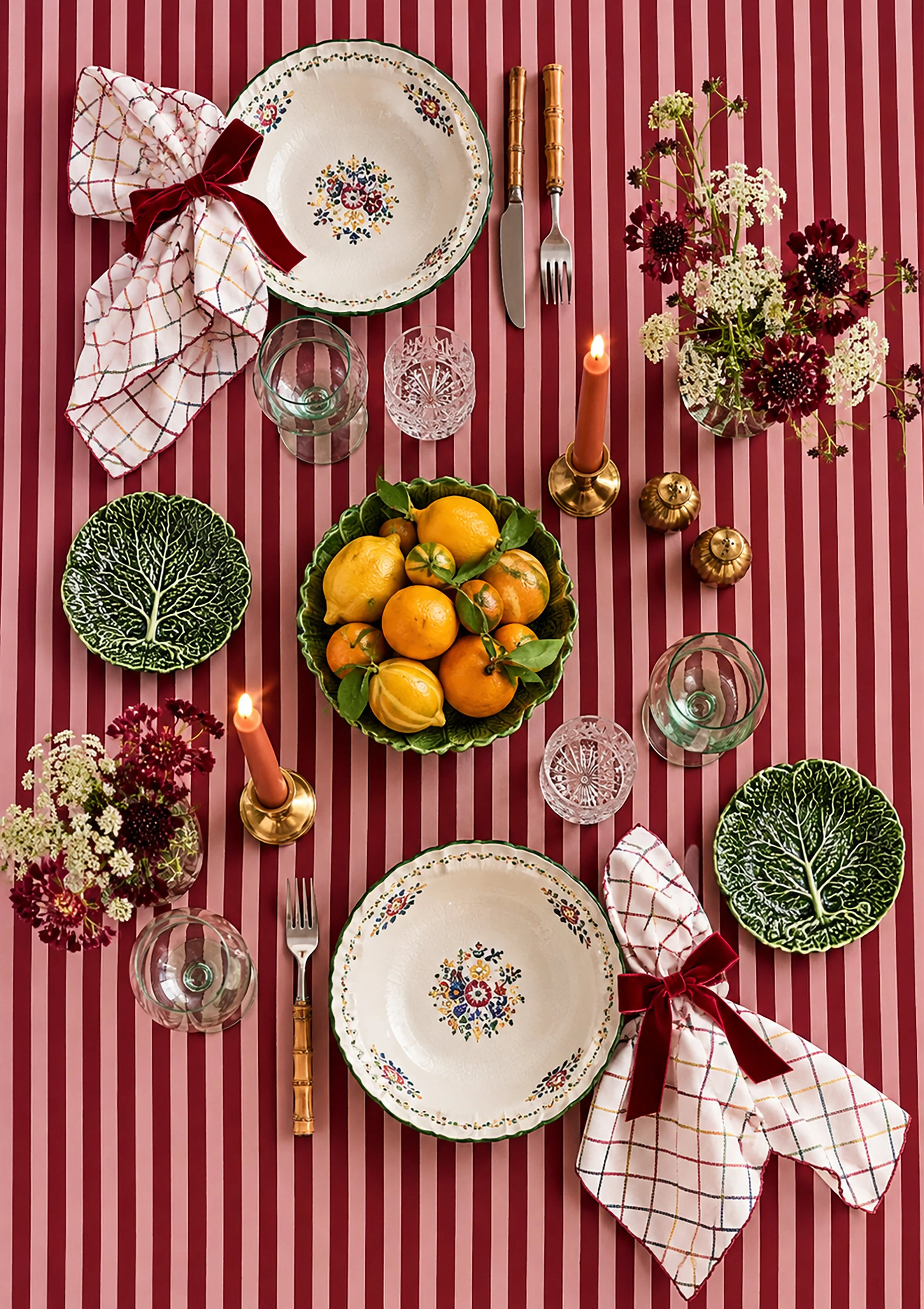 pink burgundy tableloth5.jpg