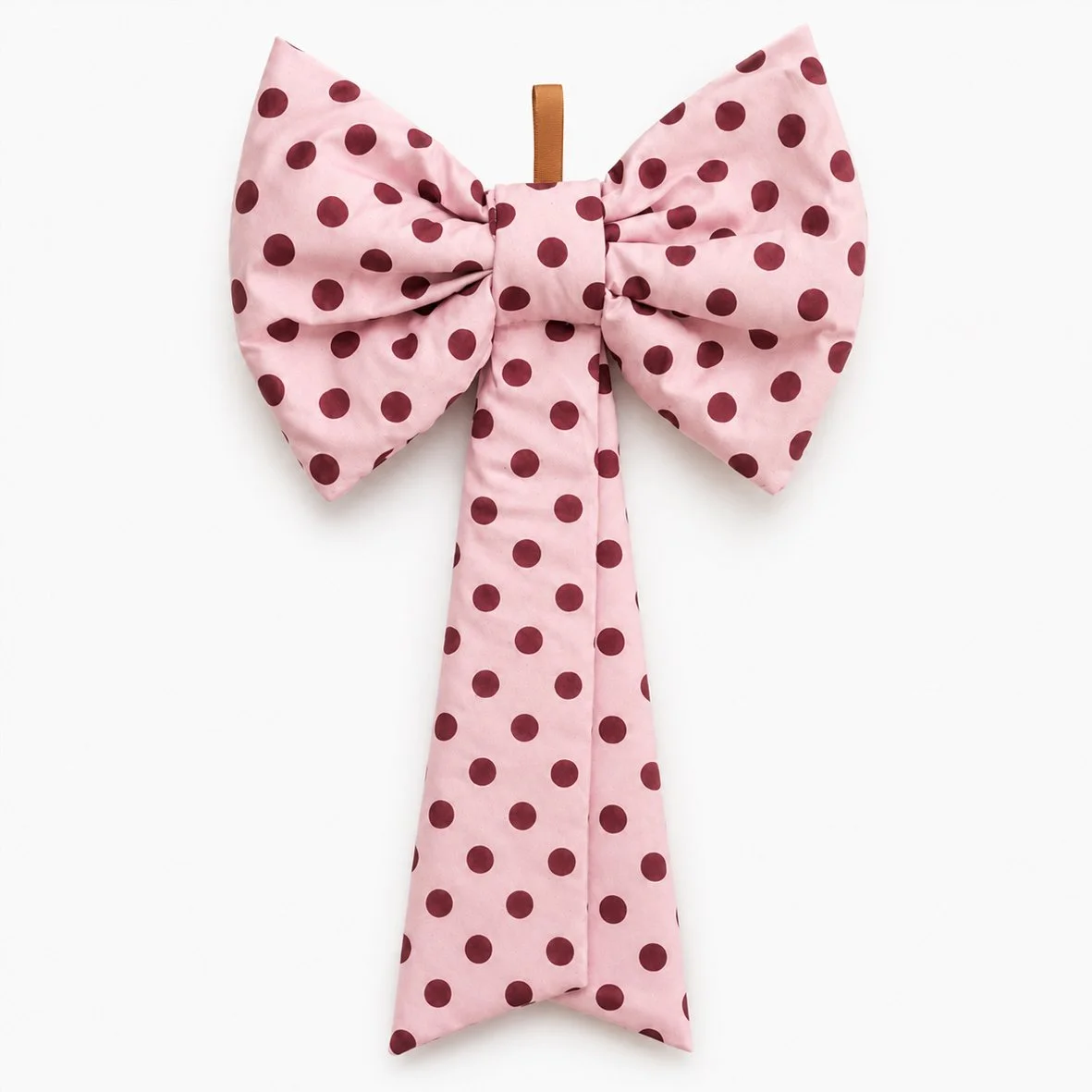 gymkana girl bow studio shot.jpg