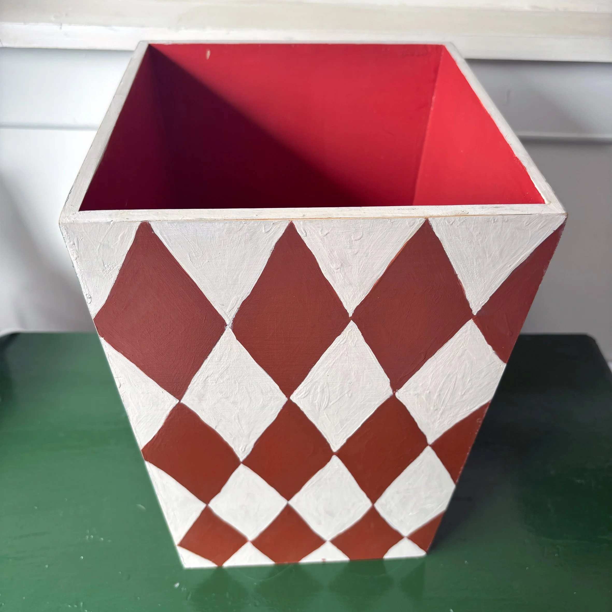 HARLEQUIN BIN 6.jpg
