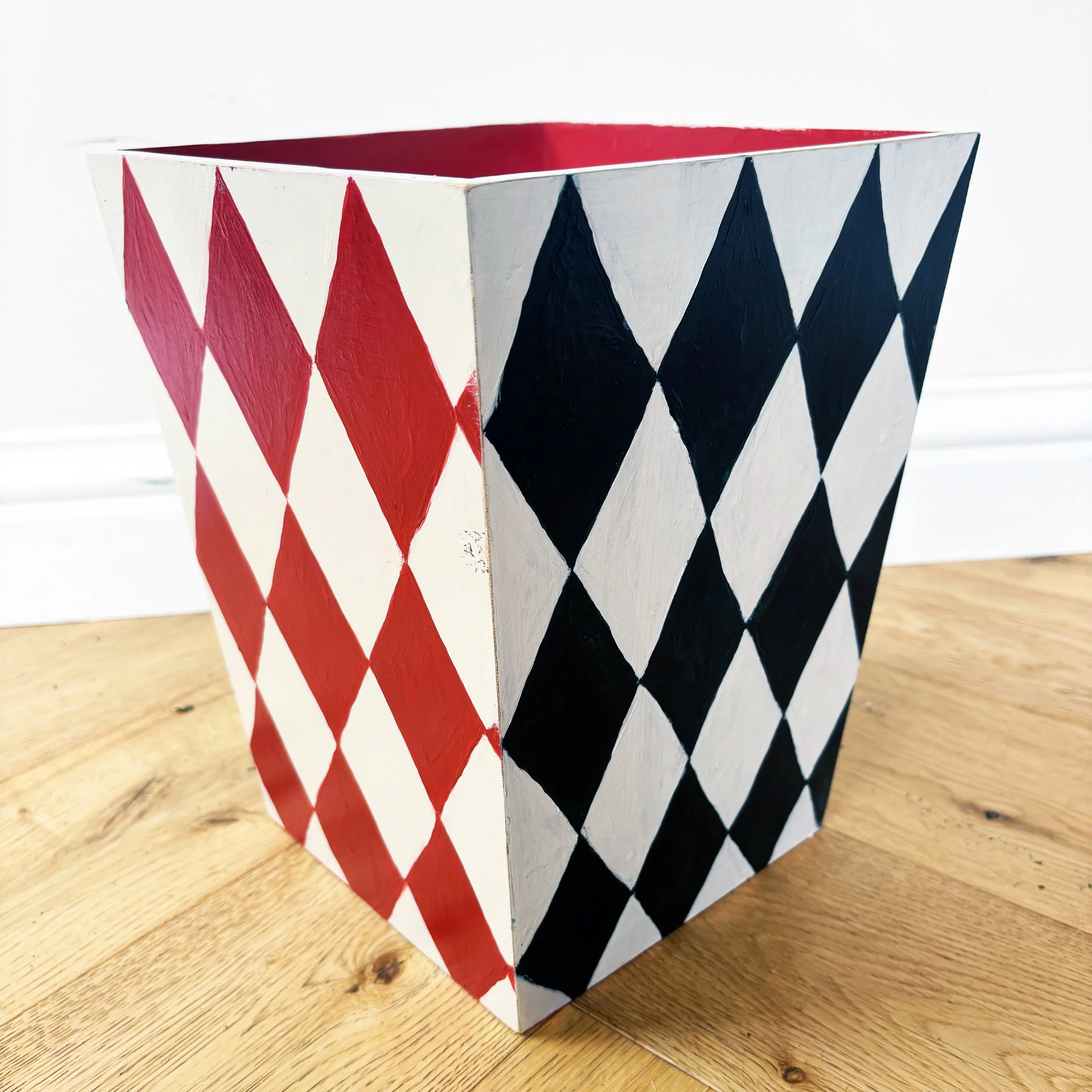 HARLEQUIN BIN 1.jpg