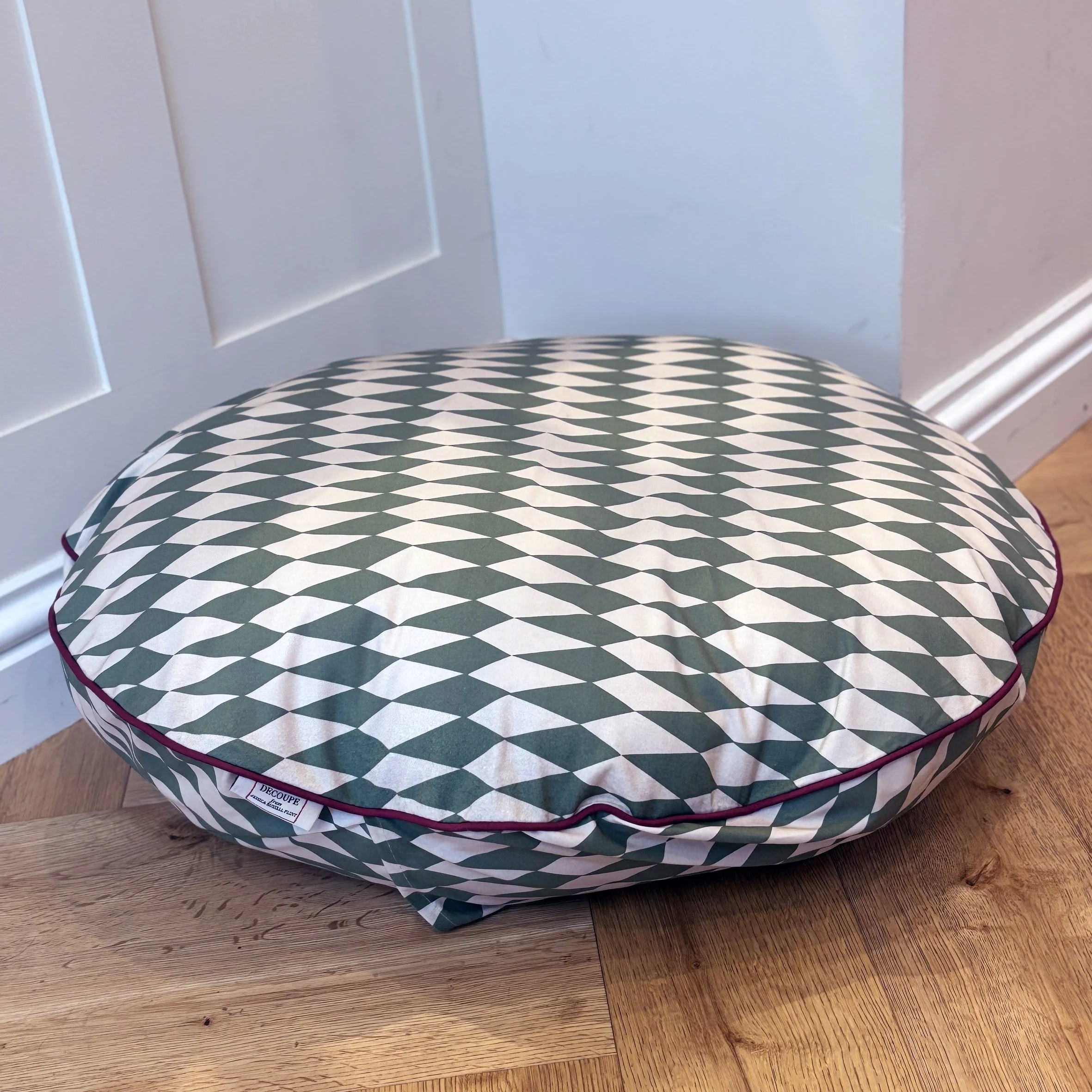 Dog Bed: Olive Diamond Piped Dog Bed