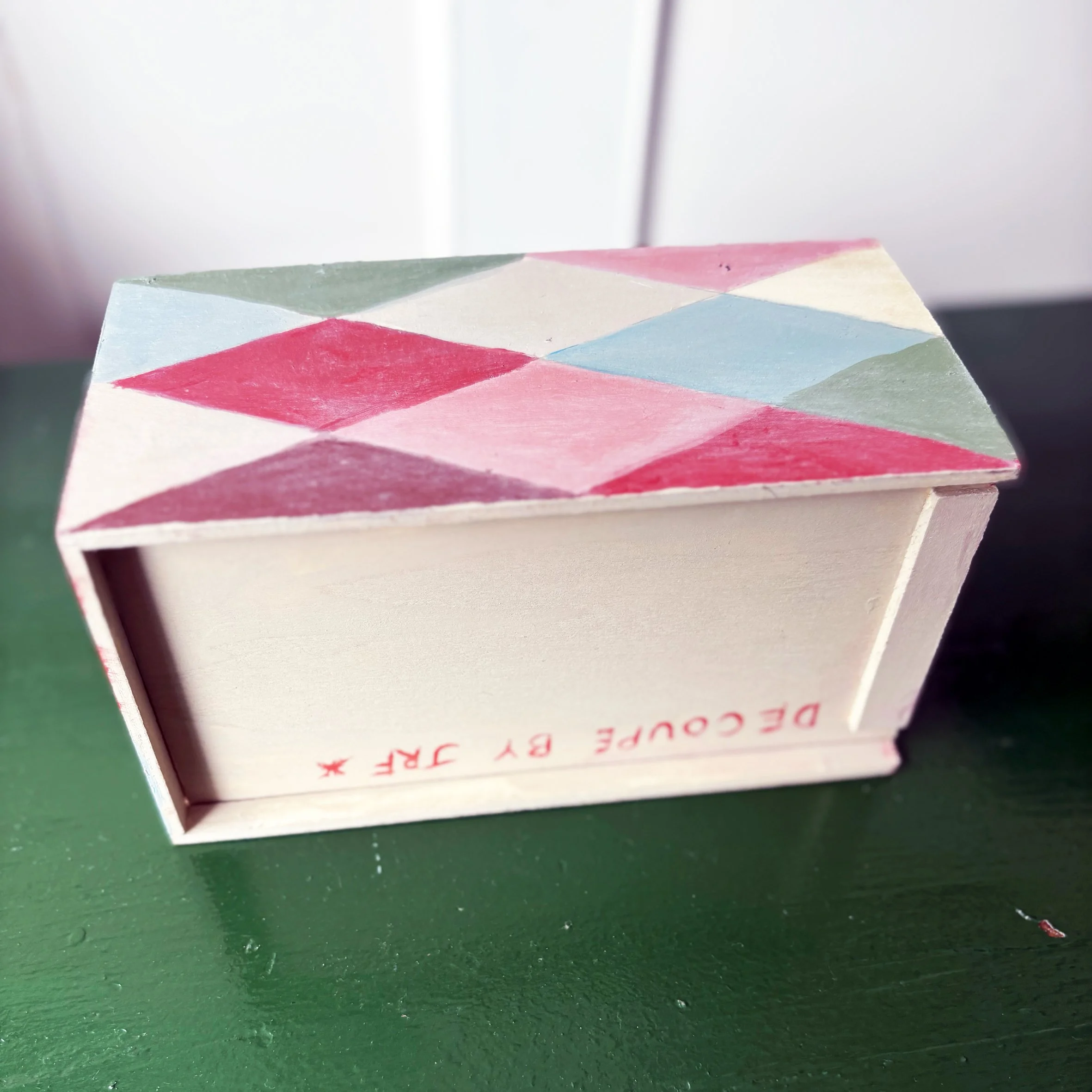 DIAMOND TISSUE BOX 5.jpg