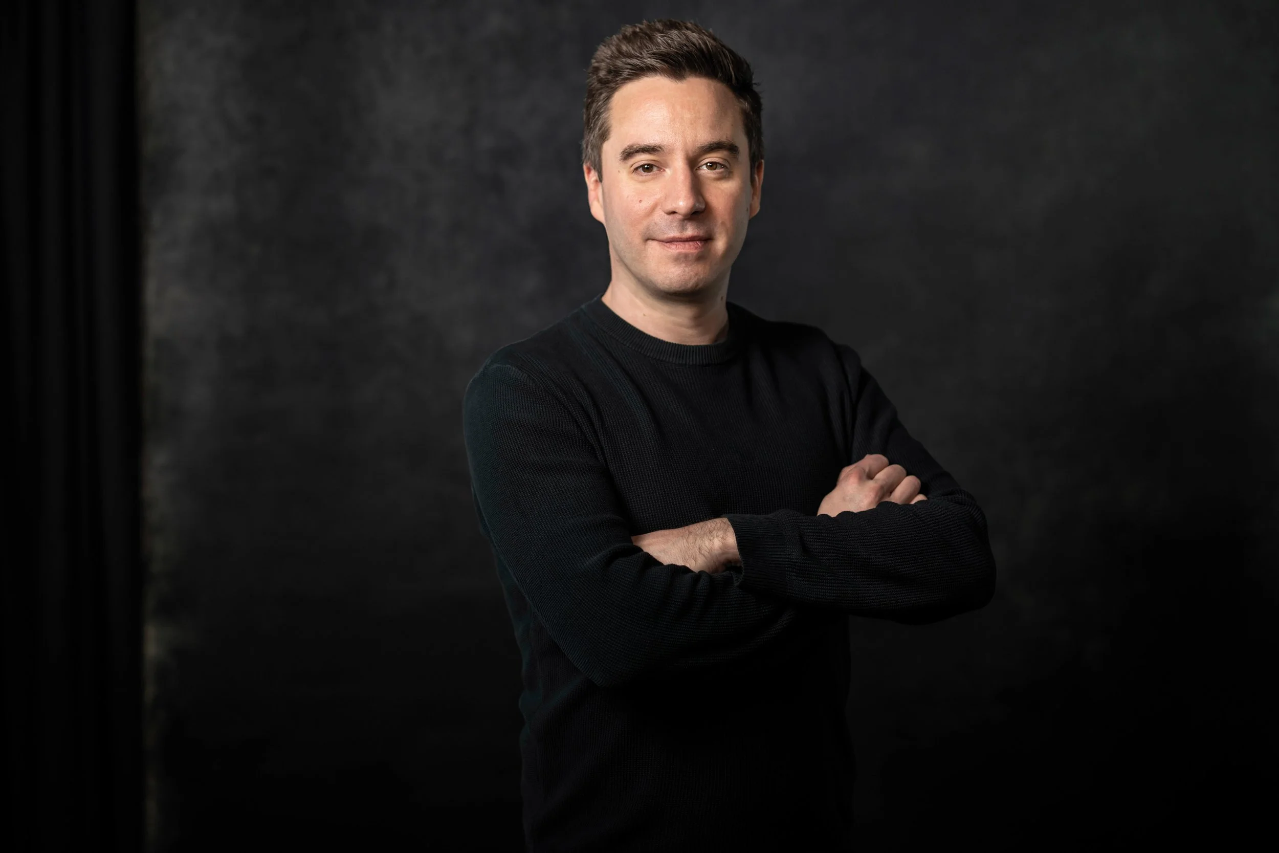 james-graham-writer-of-dear-england-at-the-national-theatre-photo-by-johan-persson_005-1.jpg