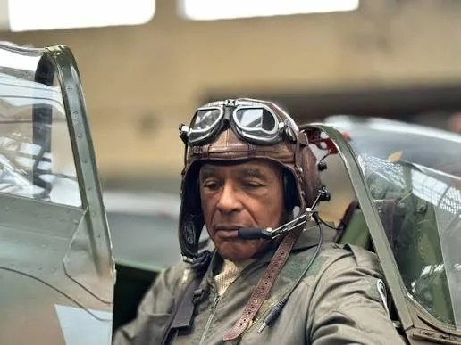 pilot.jpeg