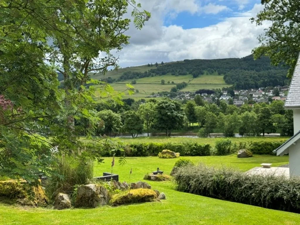 cosy nook garden vrbo.jpg