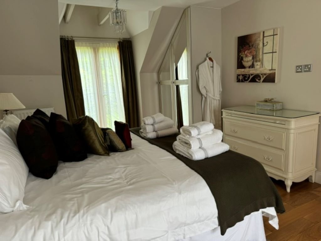cosy nook bed vrbo.jpg