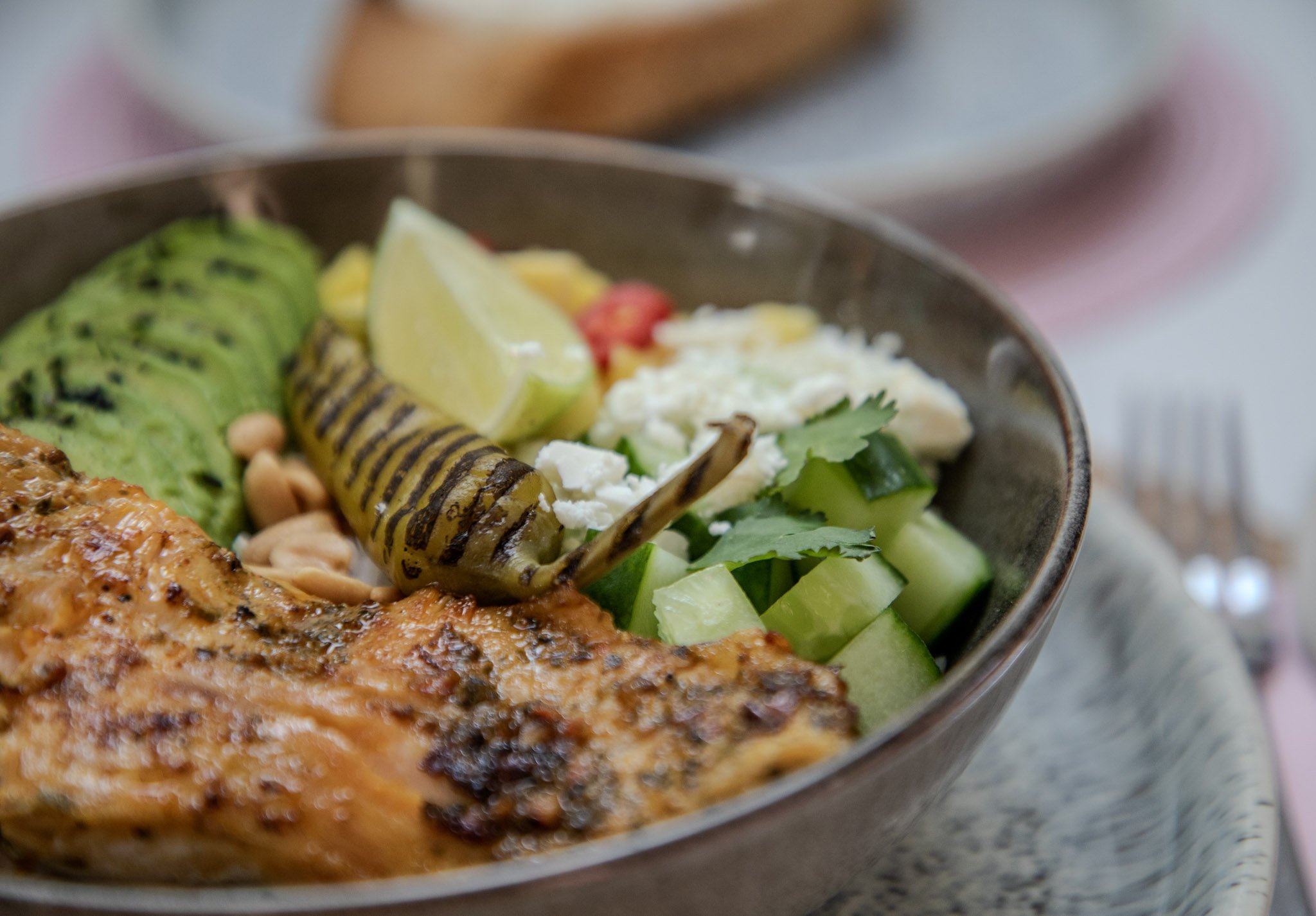 salmon bowl.jpg