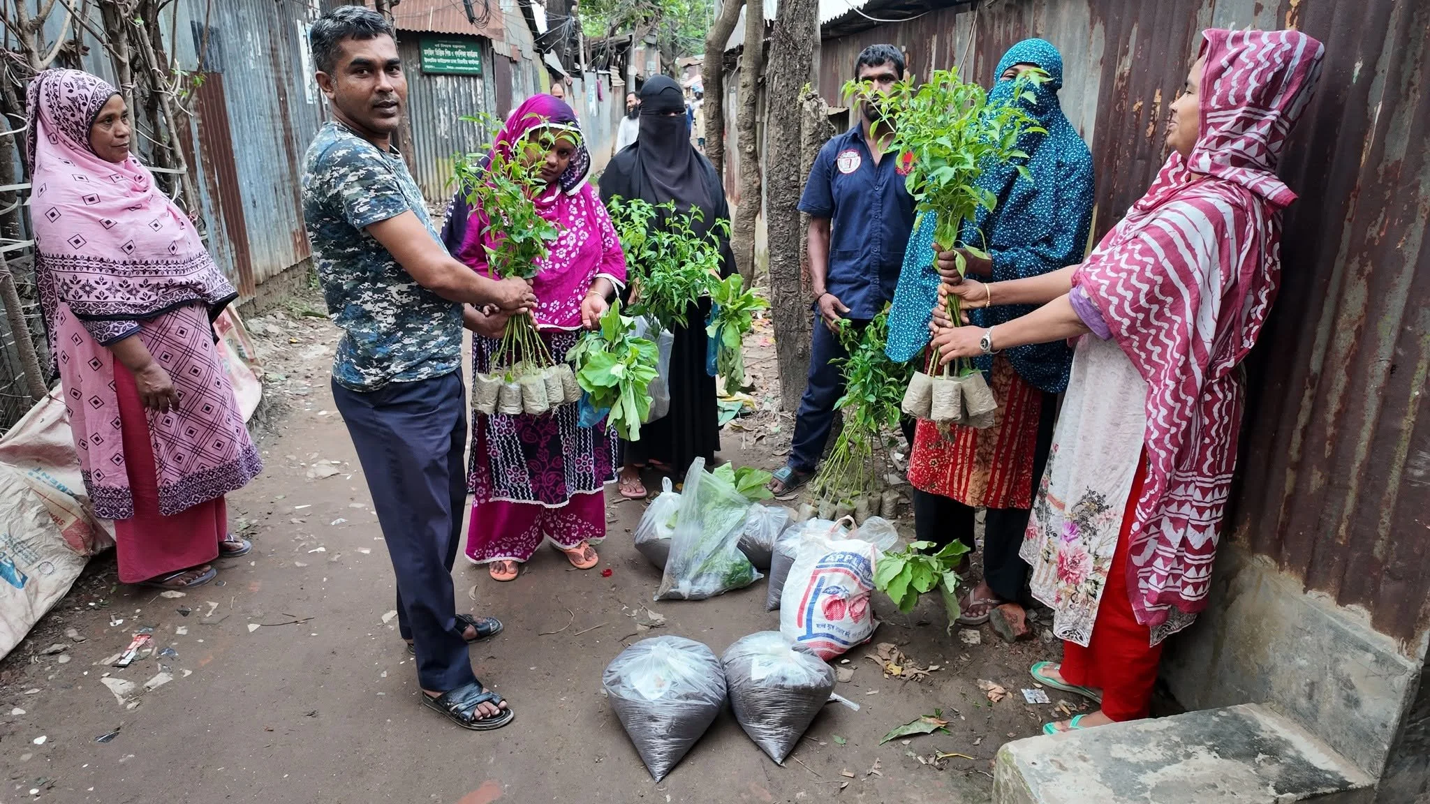 Re-WET Supports Korail Farmers with Seeds, Seedlings, and Vermicompost