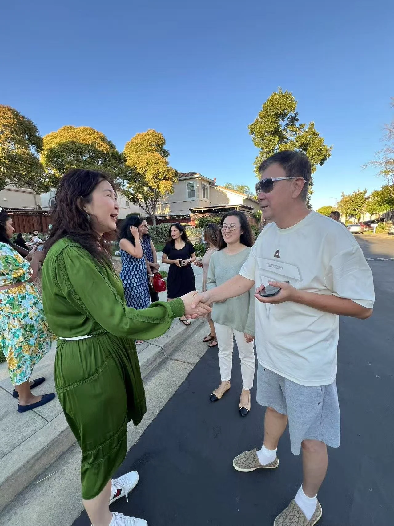 Greeting neighbors 2025