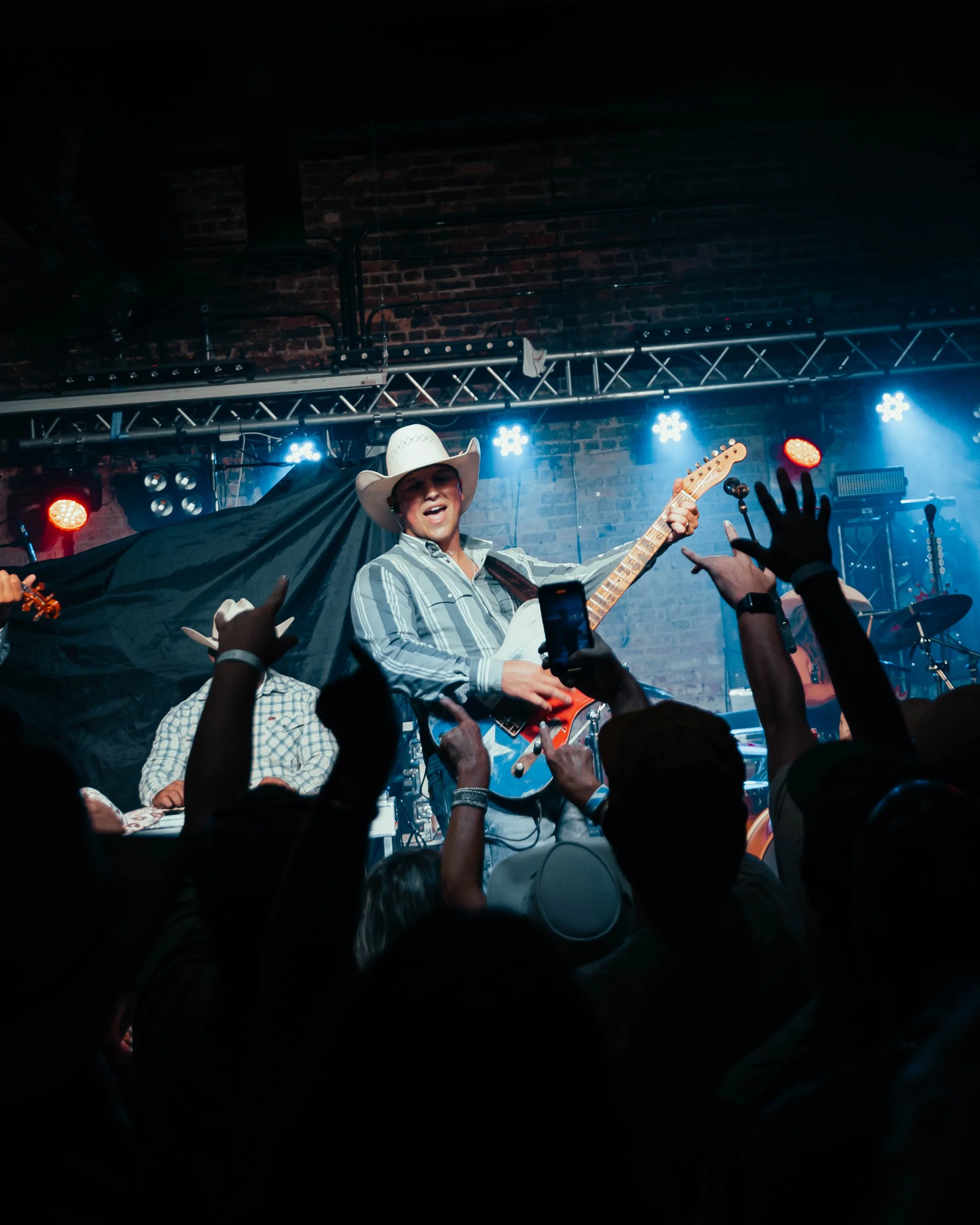 FLRKshow19.jpg