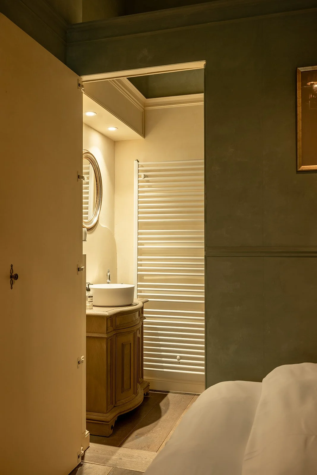 IMG_0037_2-HDR.jpg