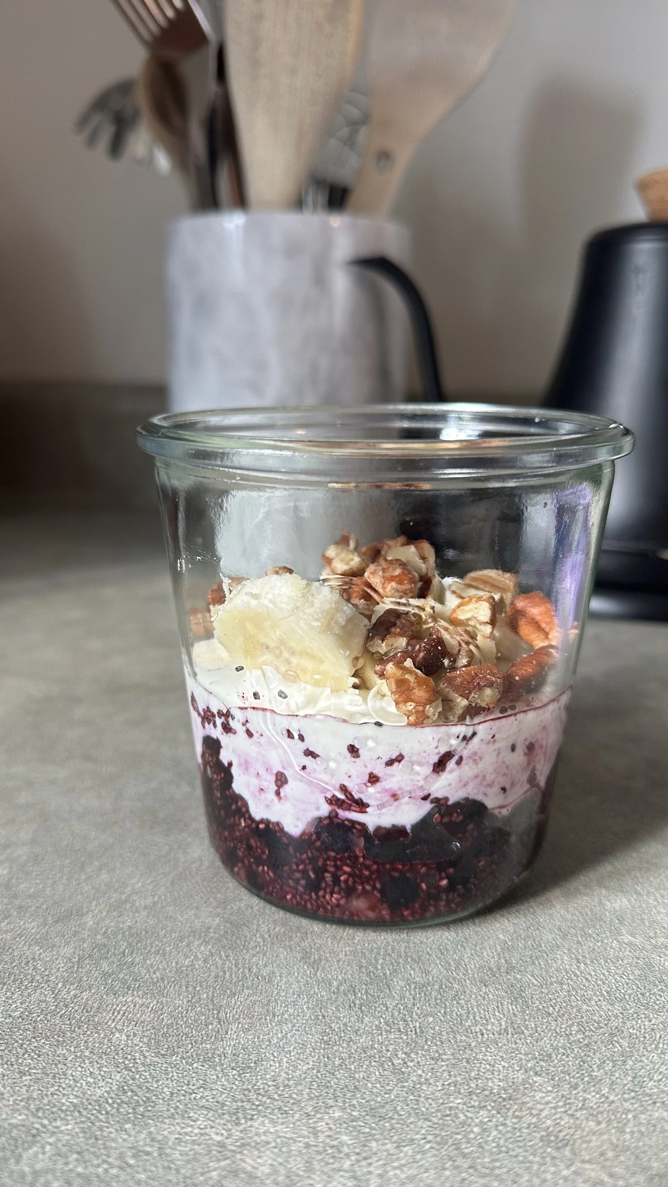 Quick Berry Chia Yogurt Parfait