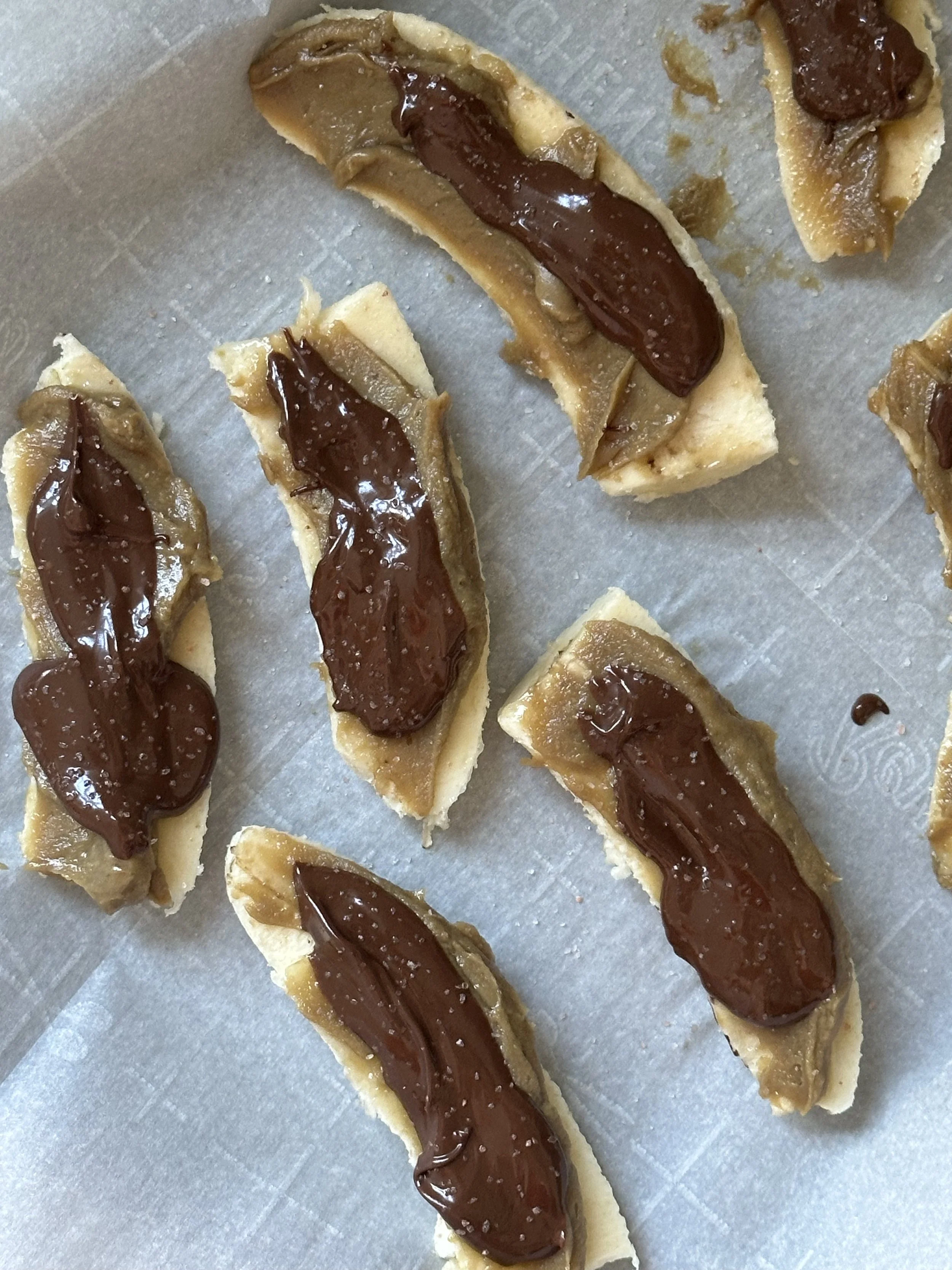 Banana “Twix” Bites