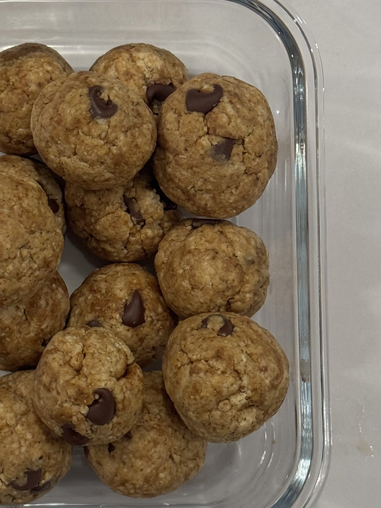 Gingerbread Protein Balls 
