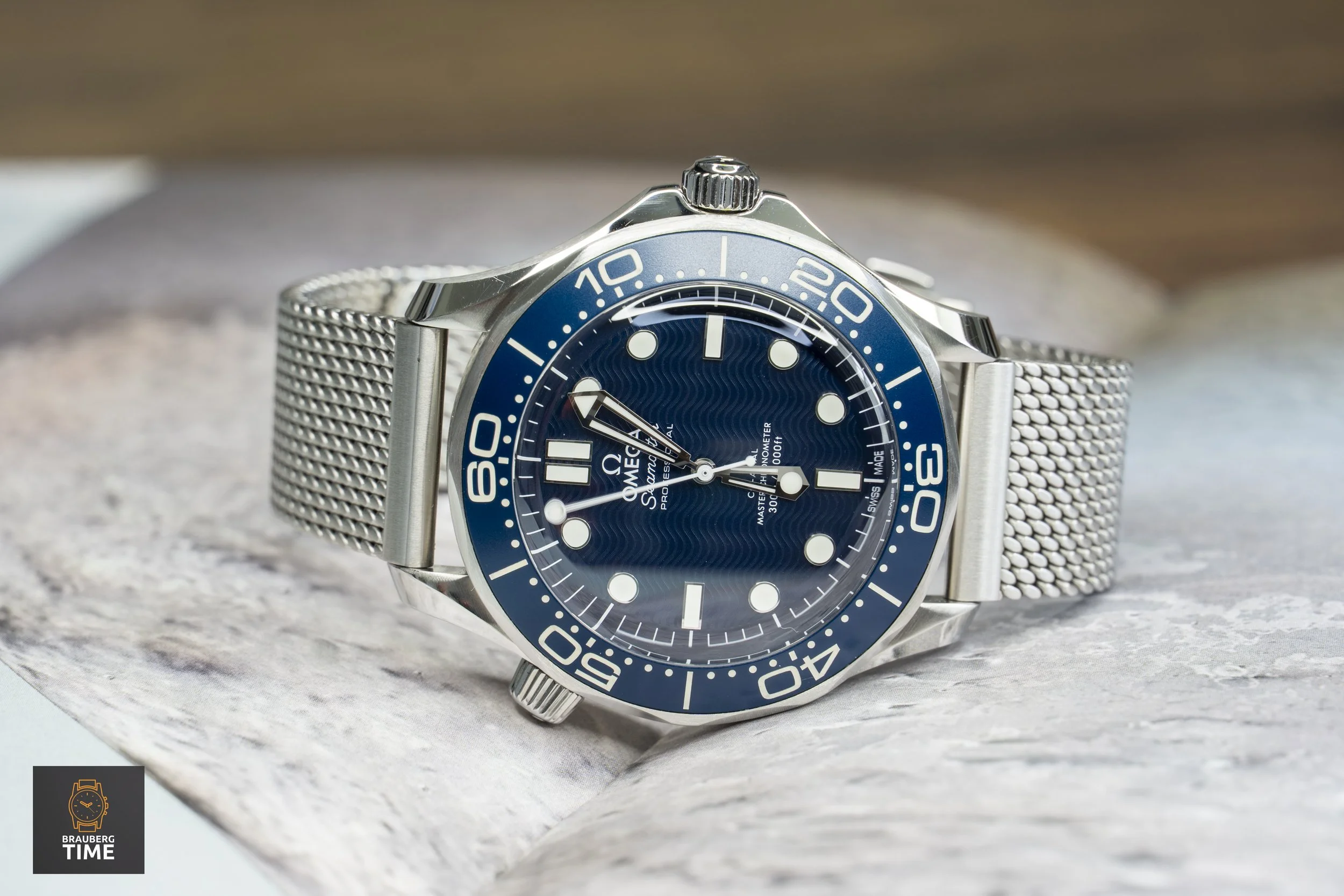 Omega Seamaster James Bond 60th Ann 2025-030.jpg