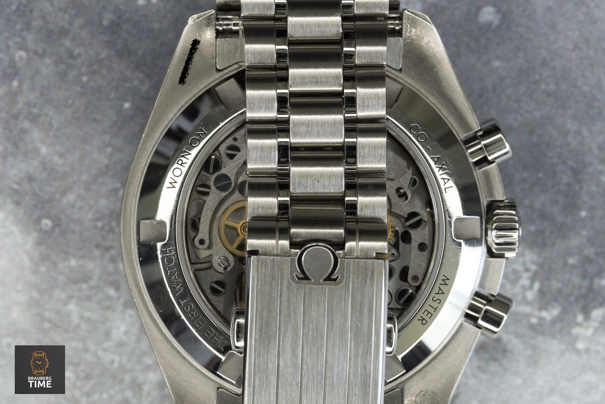 Omega Speedmaster Moonwatch White 2025-081.jpg