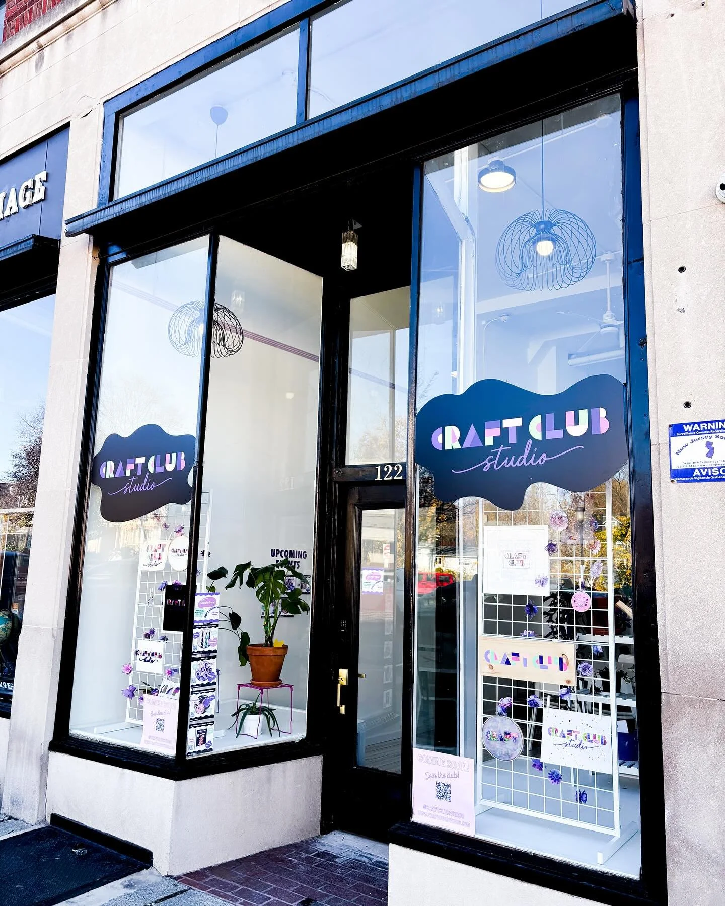 🪩She&rsquo;s ready for you!🪩

The paper is off the studio windows and we&rsquo;re so excited to show you what&rsquo;s going on in here! Stop by this Saturday from 11am-3pm for a studio tour + free craft. Can&rsquo;t wait to show you the space!