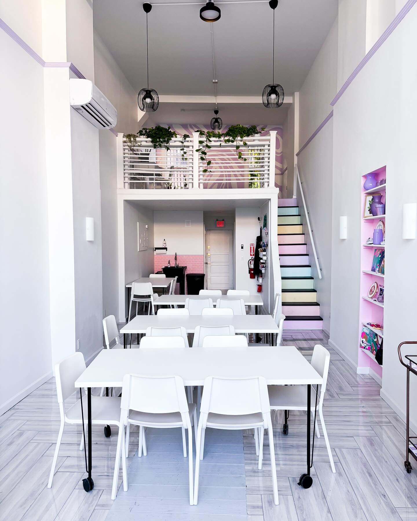 🎉Now booking parties!🎉

We&rsquo;re so excited to offer crafty kids parties as well as adult birthday/holiday/bachelorette and beyond!

🪩Check out the initial packages on our website and feel free to contact us to curate a custom event! More packa