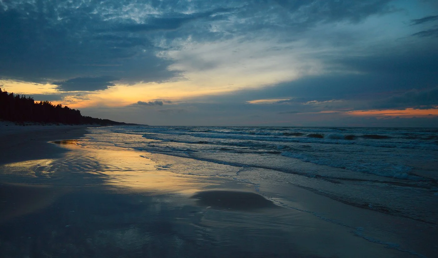 Wenn das Meer still wird – ein Haiku von Yosa Buson