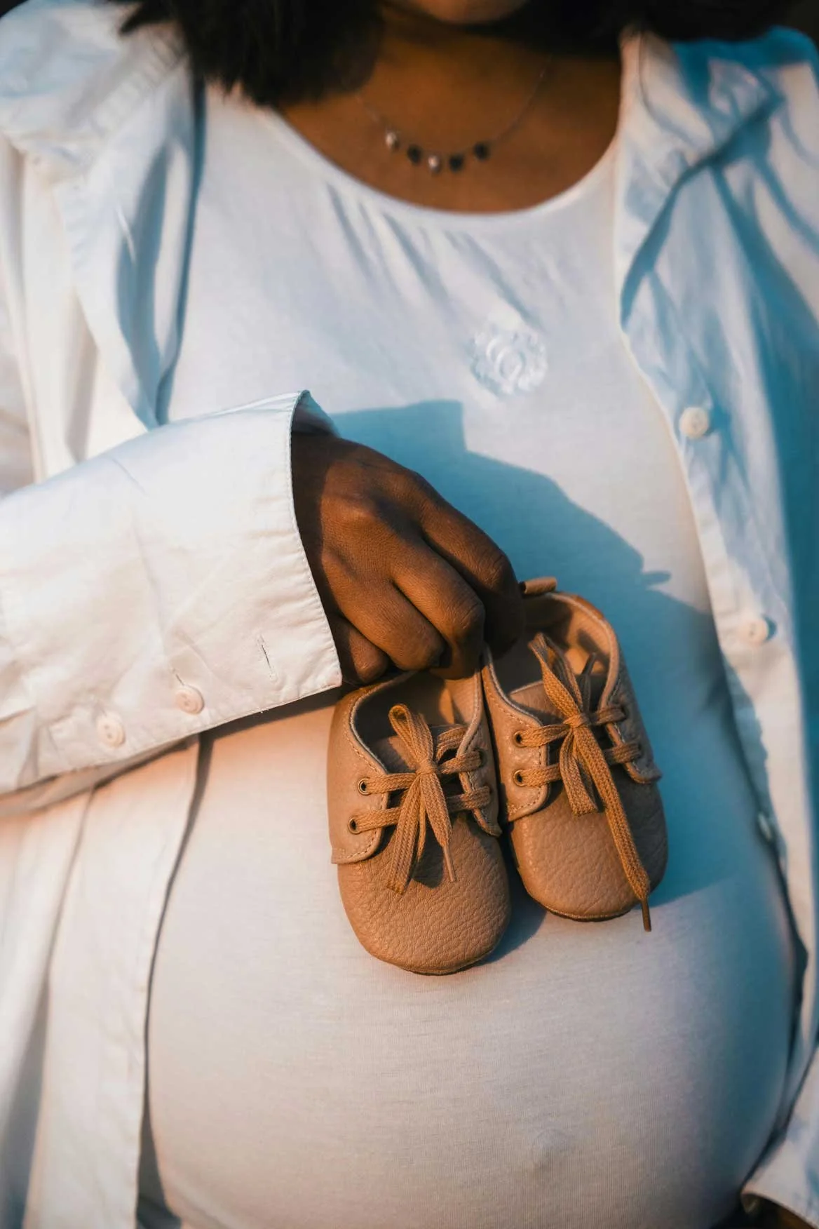 Dr. Emma Basch Featured in The Bump: How to Navigate Pregnancy and Protect Your Privacy During the Holidays