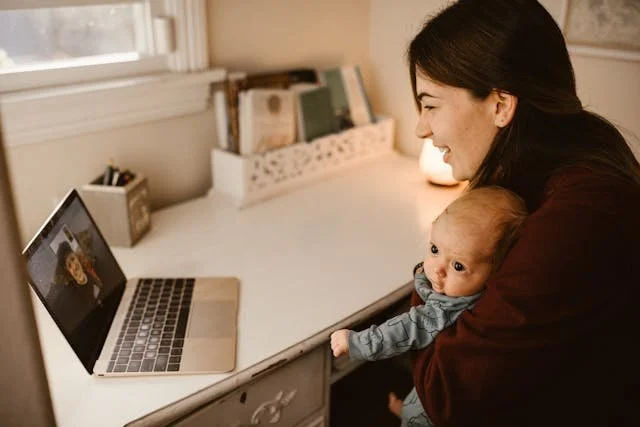 Motherhood and ADHD: 5 Tips From a Therapist Who Gets It