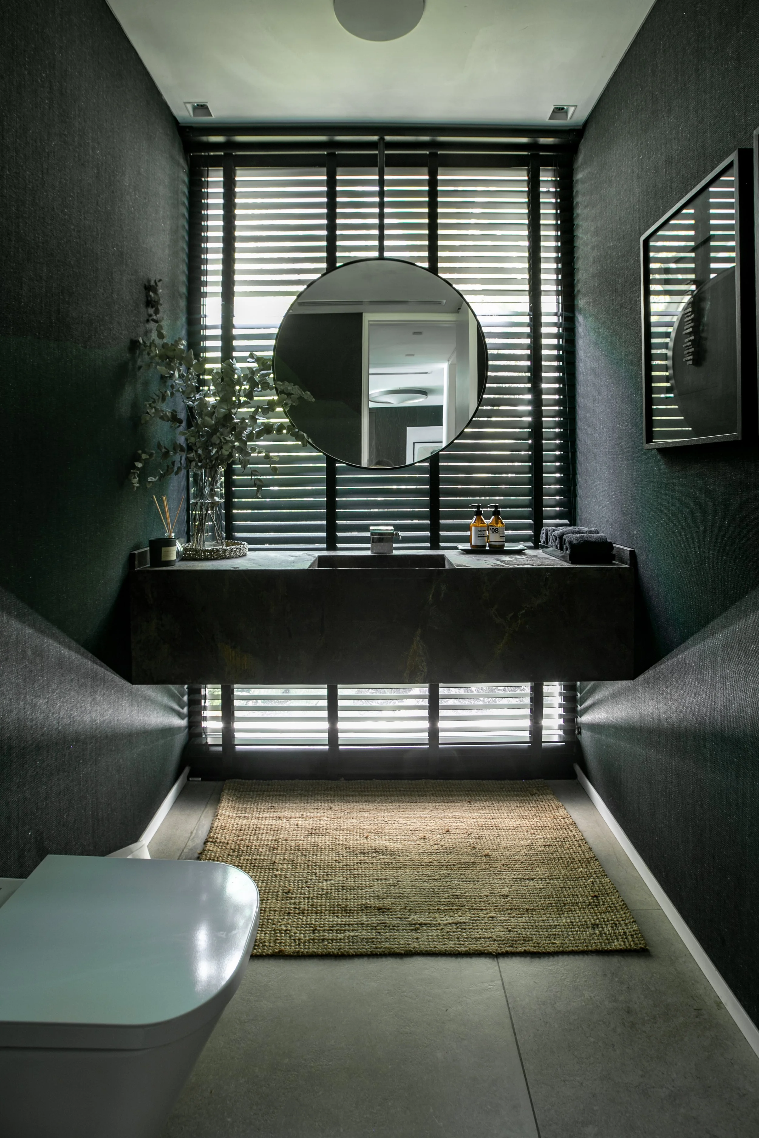 7. greschek sta barbara toilette 1.JPG