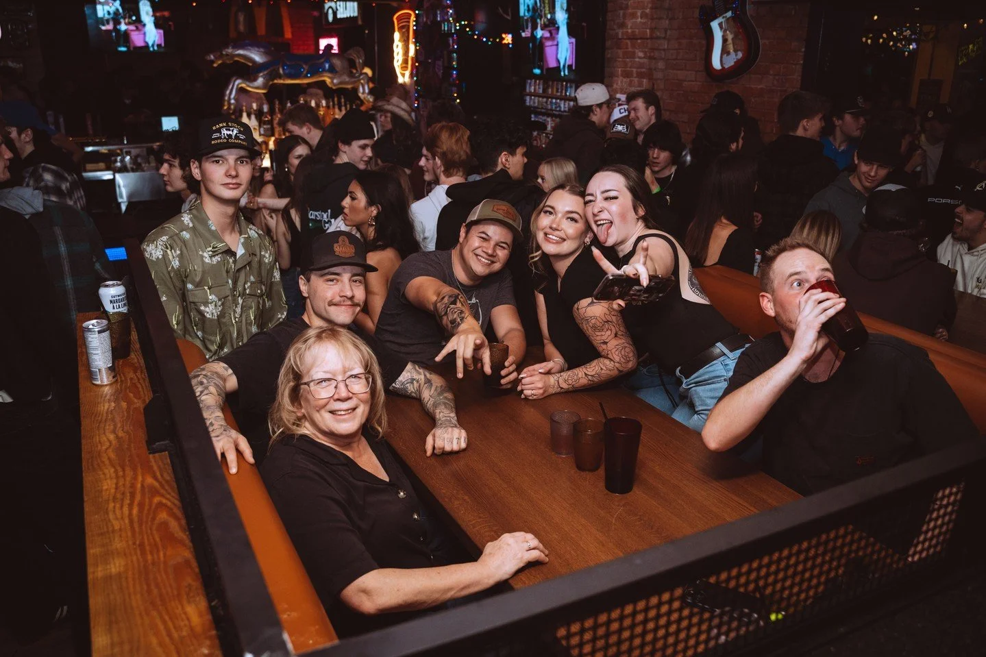 Rolling into 2026 with the crew 🥂 Here&rsquo;s to laughs, line dances, and memories we&rsquo;ll never forget&hellip;one honky-tonk at a time. Come make some new ones with us!⁠
⁠
Who&rsquo;s rolling into the new year with you?⁠