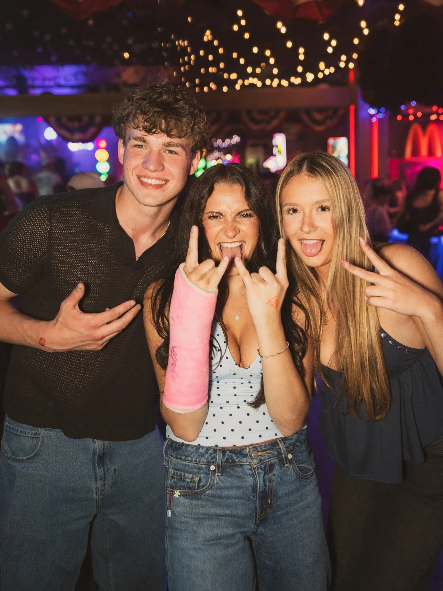 Another weekend down, another camera roll full of bad decisions and top-tier energy 📸🤠