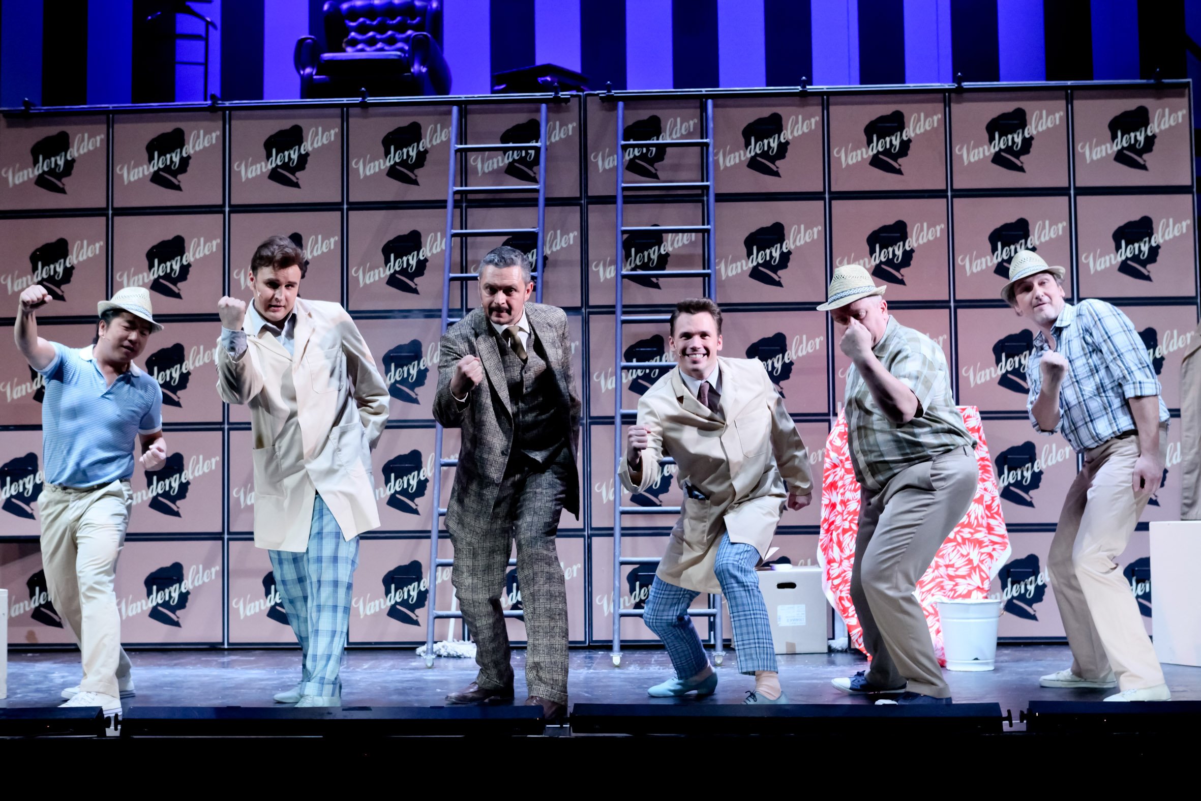 Hello-Dolly_031_(Foto_Andreas_Lander).jpg