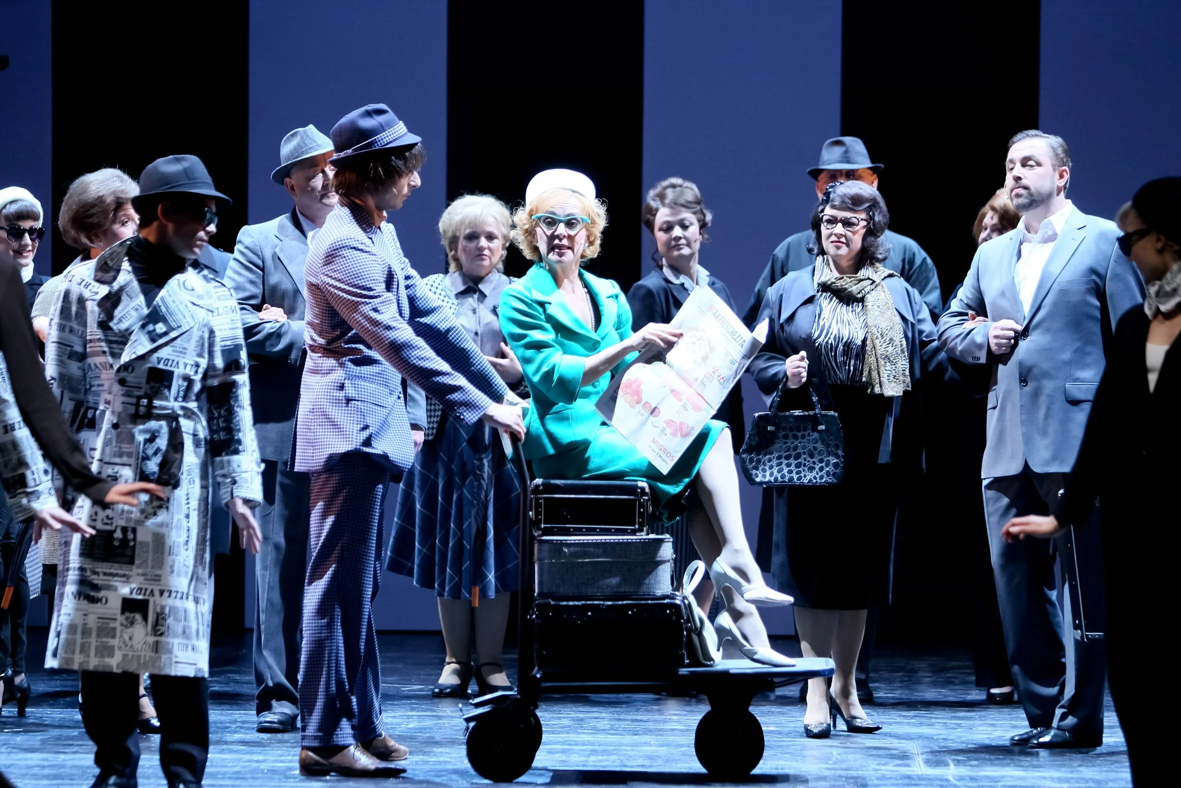 Hello-Dolly_002_(Foto_Andreas_Lander).jpg