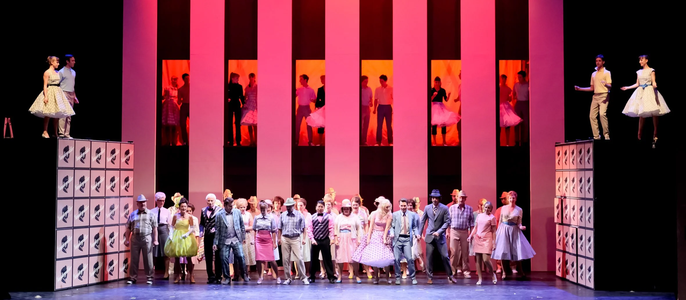 Hello-Dolly_222_(Foto_Andreas_Lander).jpg