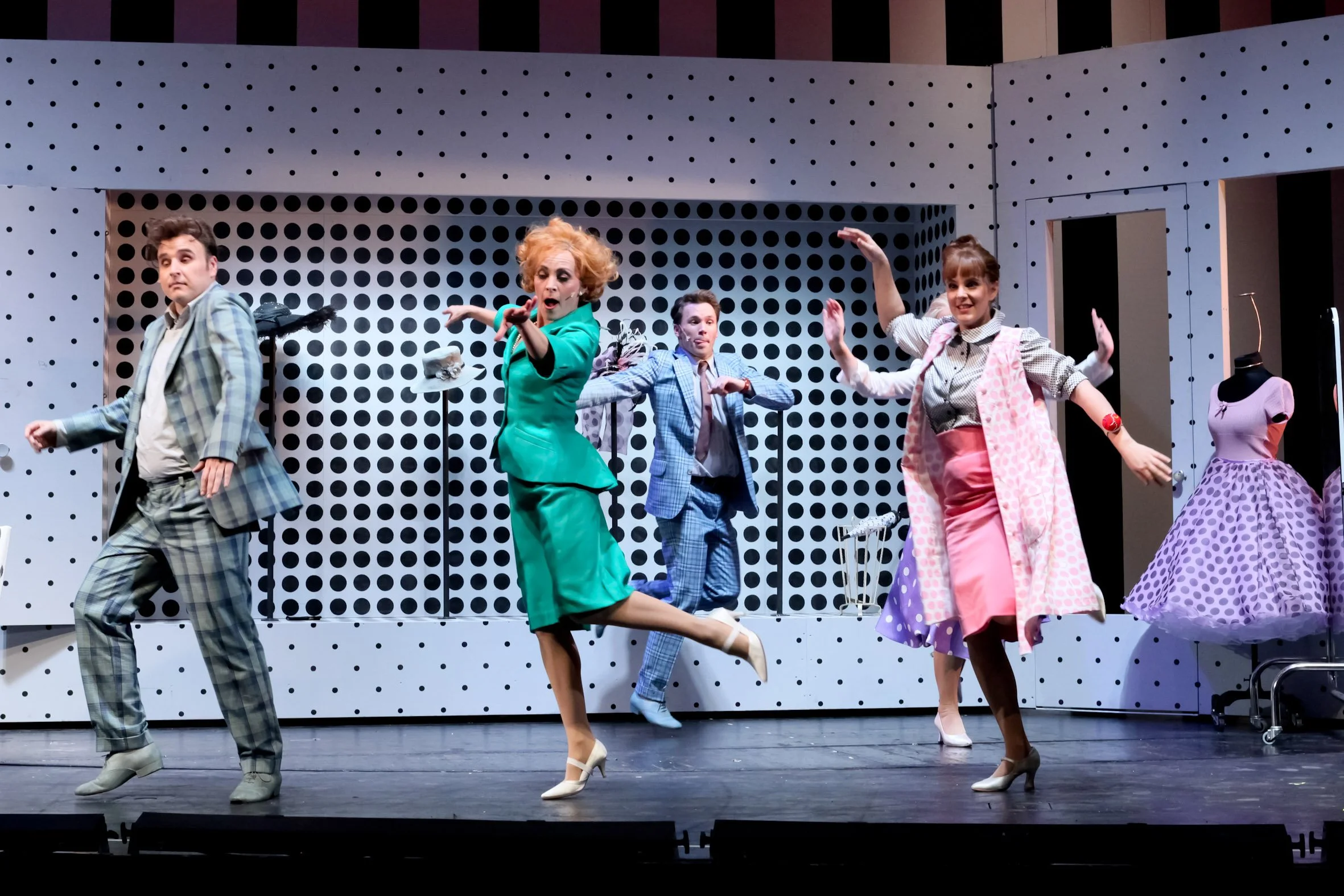 Hello-Dolly_116_(Foto_Andreas_Lander).jpg