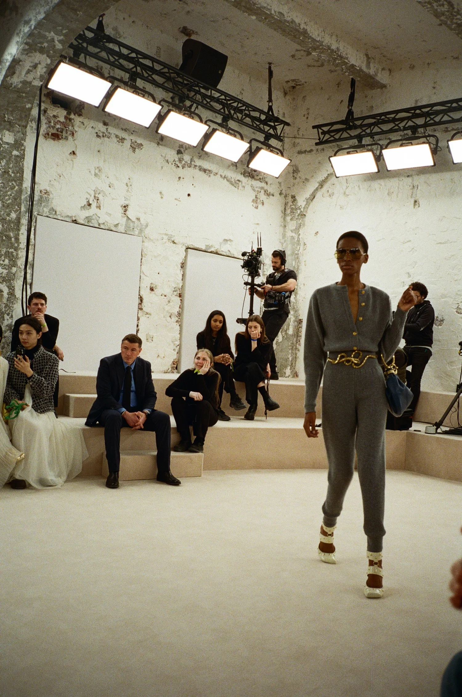 Chloé FW24 Show photo 22
