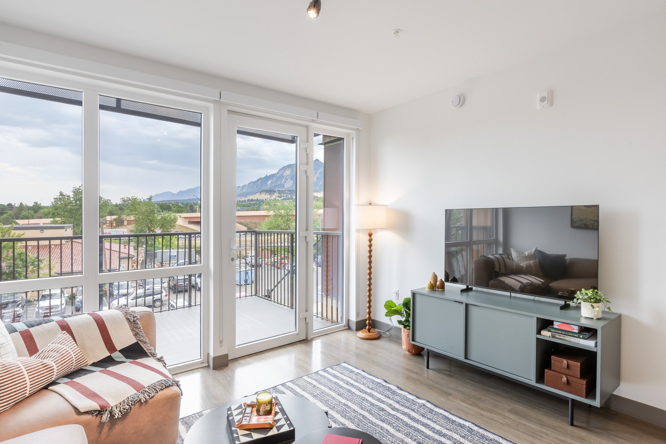 HUB Boulder-126.jpg