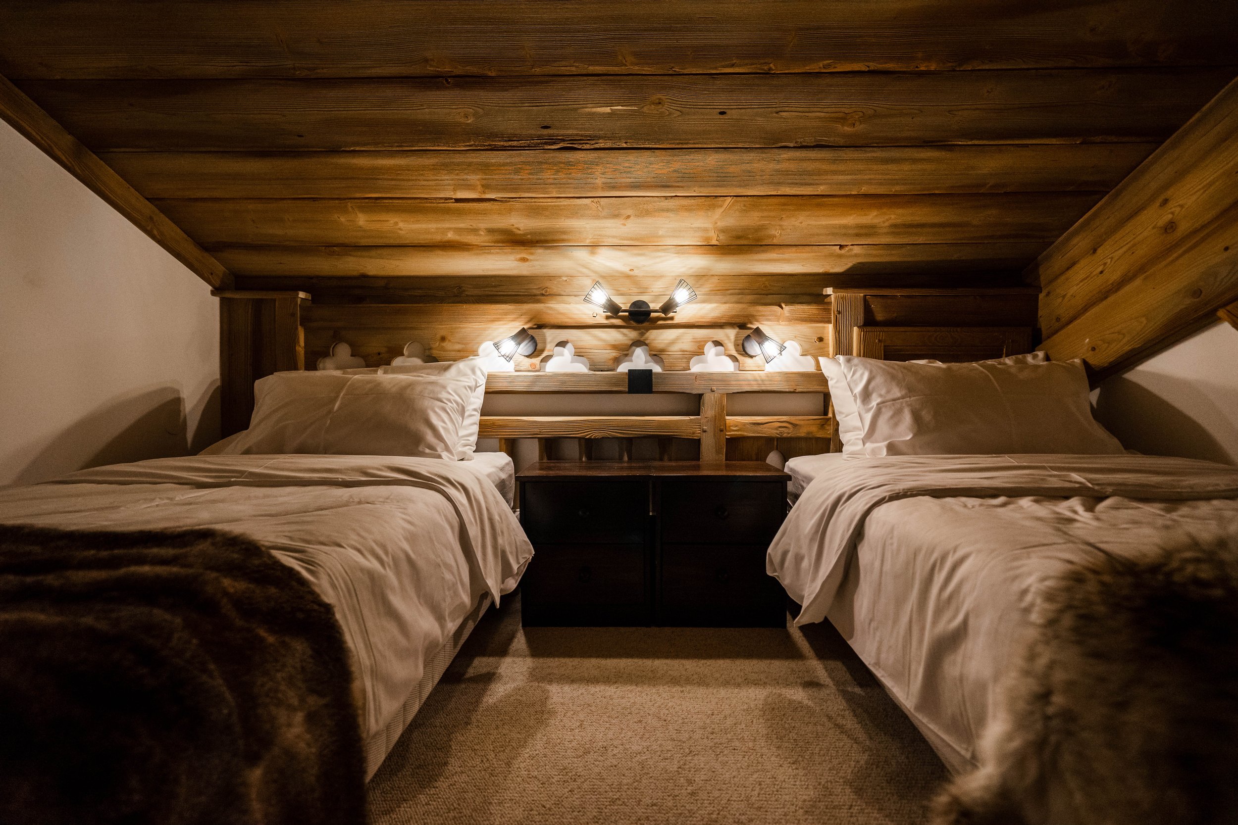 Fifth Bedroom - Mezzanine