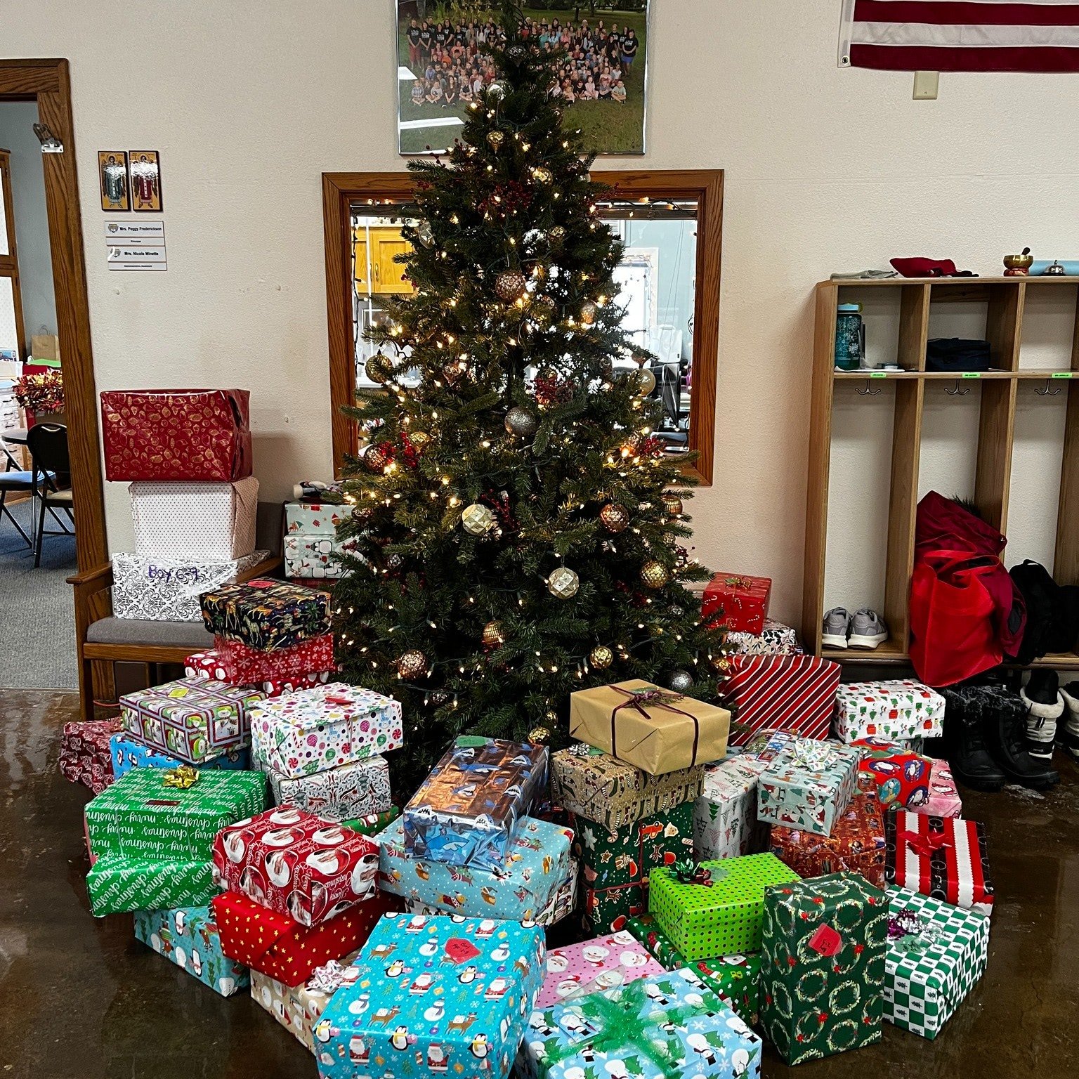St. Joseph Catholic School – Advent Service, Celebration &amp; School Spirit