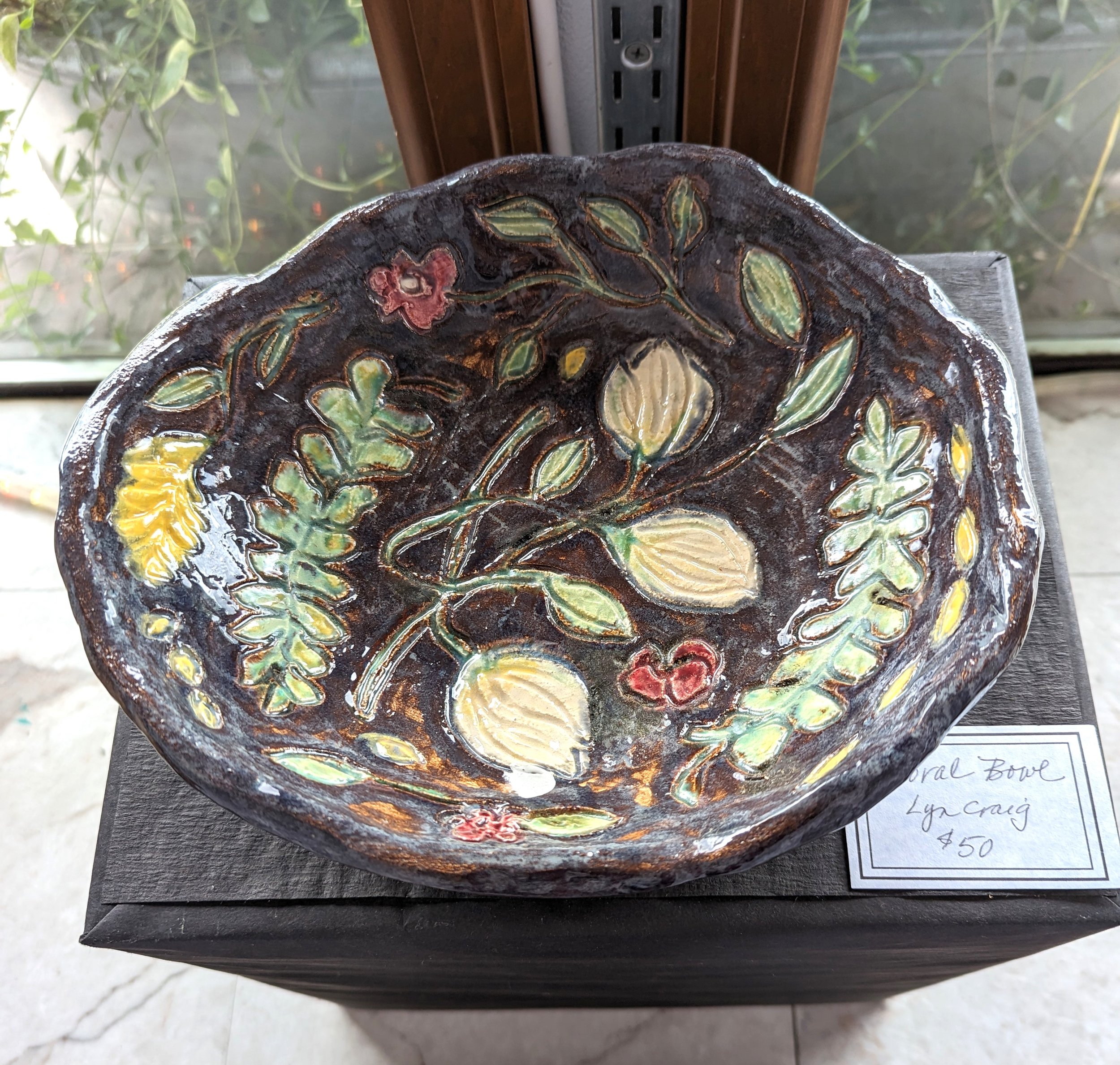 Bowl with ferns and Center White Blossoms
clay, glaze
13" x 3"
$85
