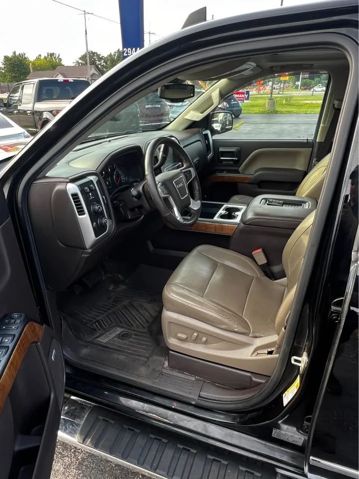 3 interior driver.jpg