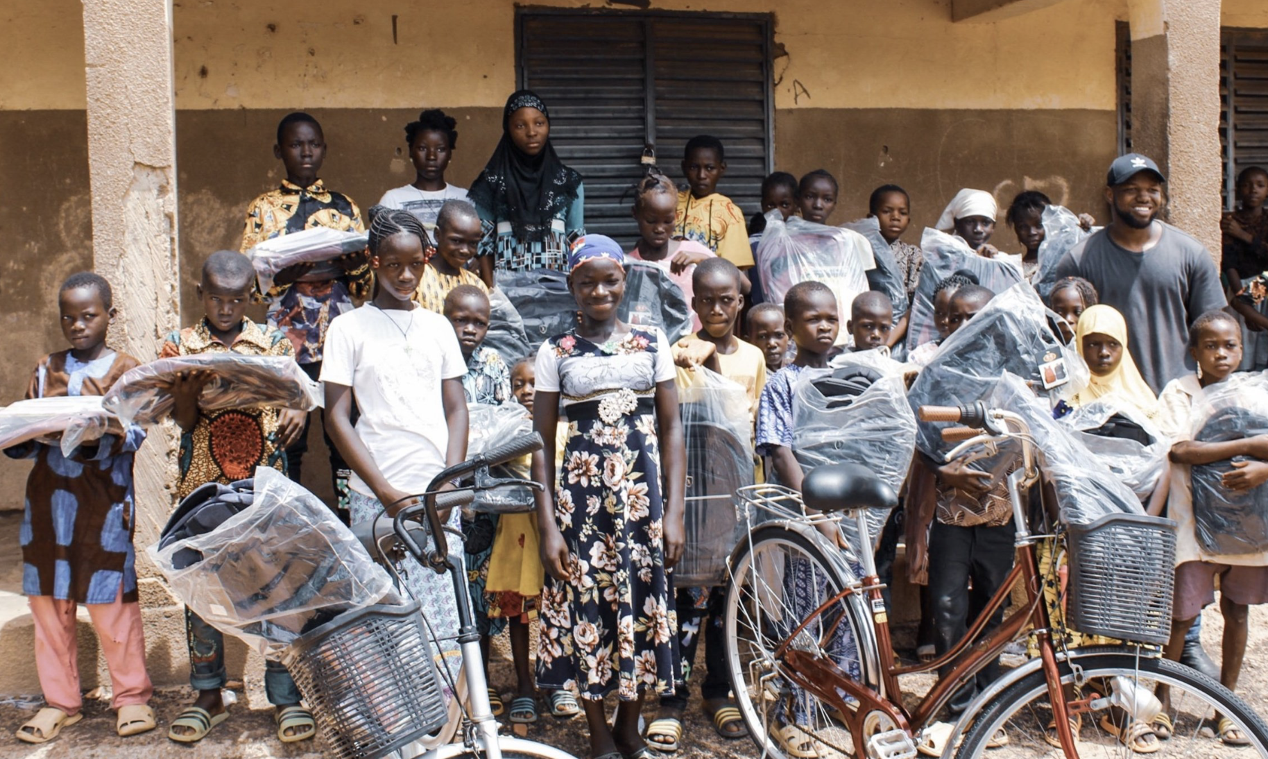 Backpacks & bikes distribution