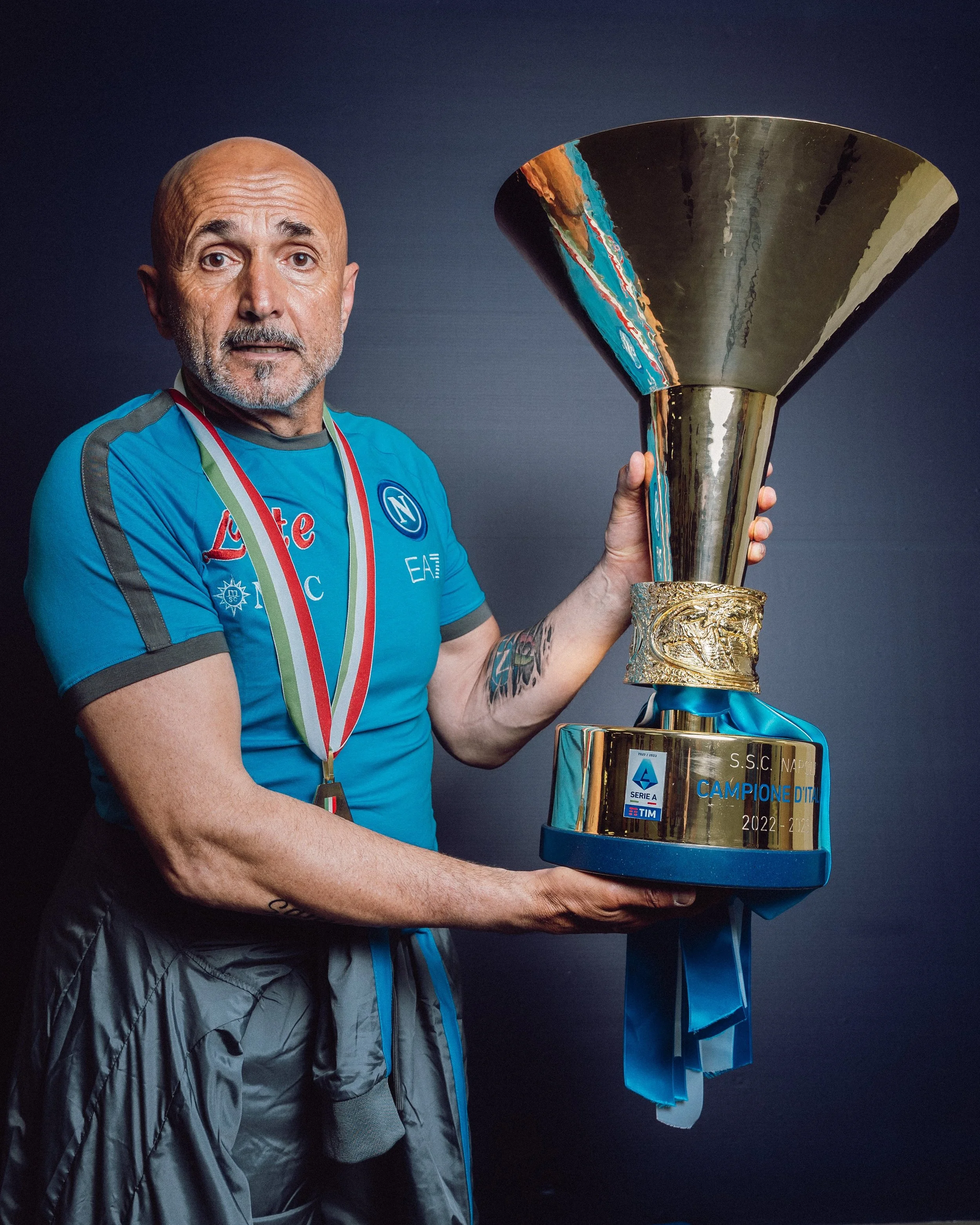 FyC09ckXsAEj6Bf.jfif