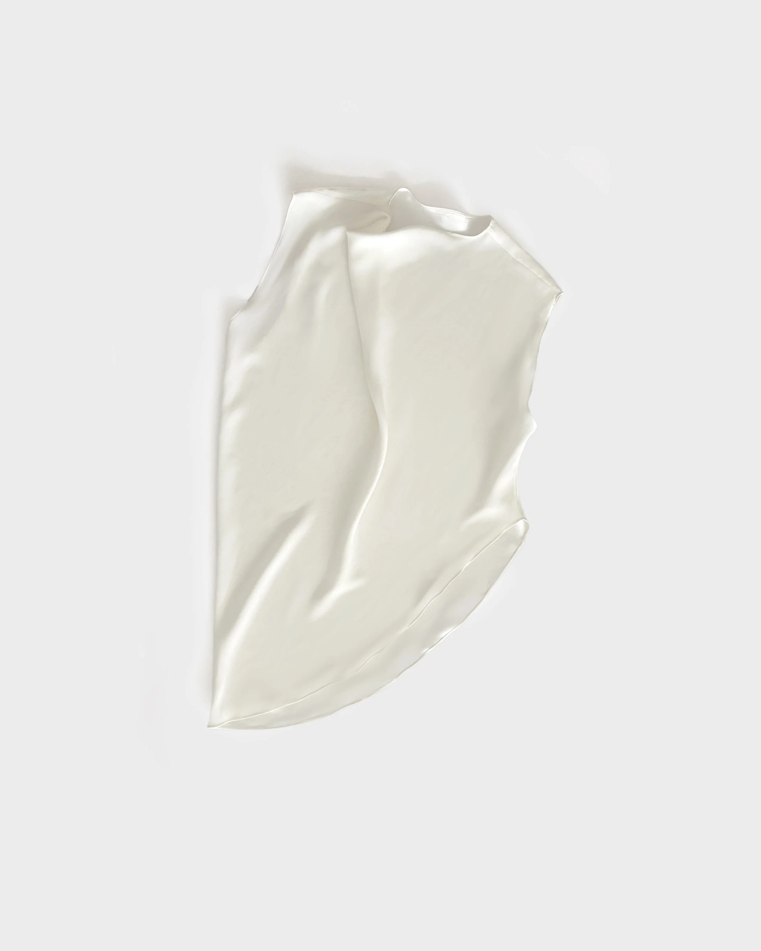 Asymetric drapping top 510€ - R$ 3140