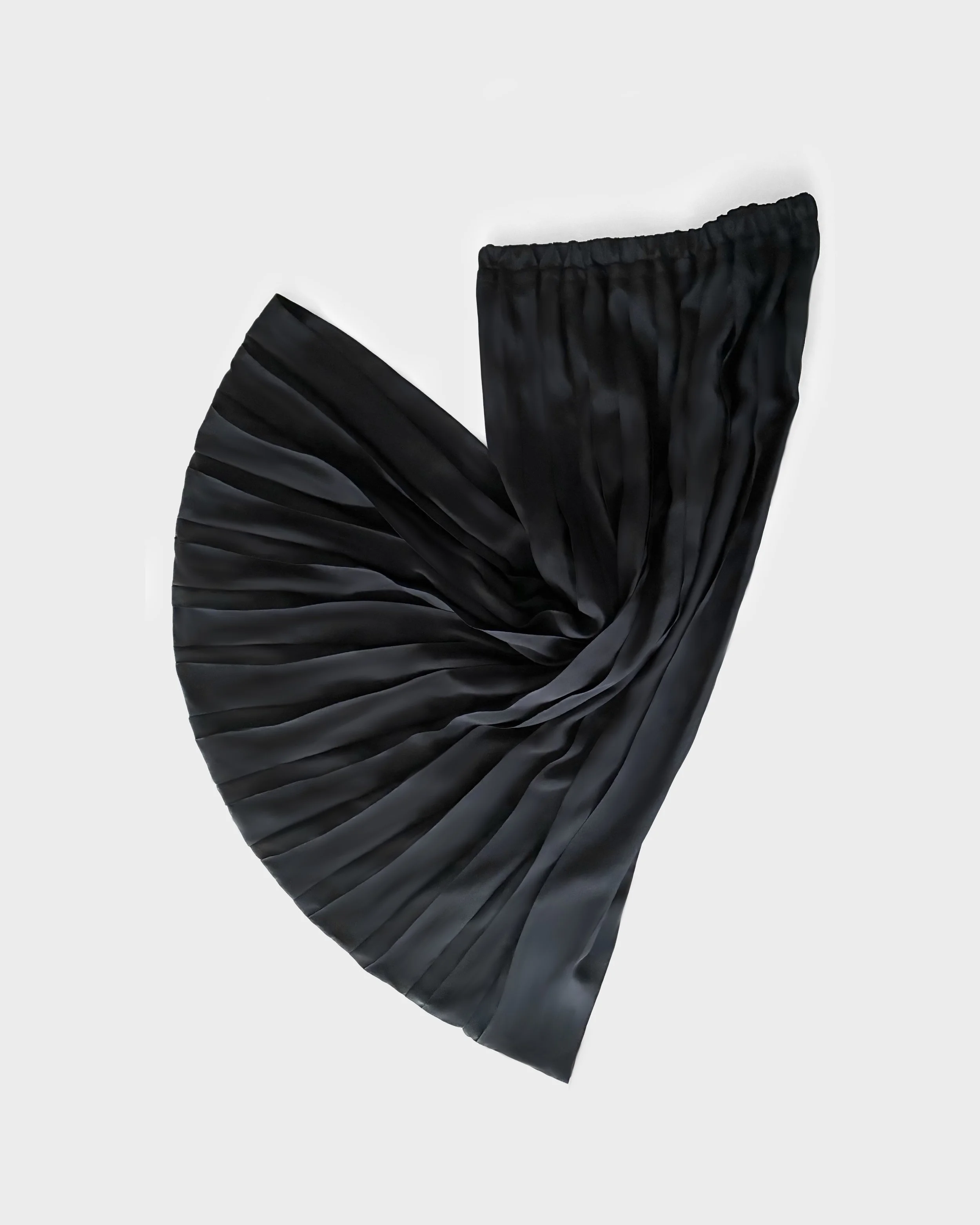 Pleated sirwal 700€ - R$ 4300