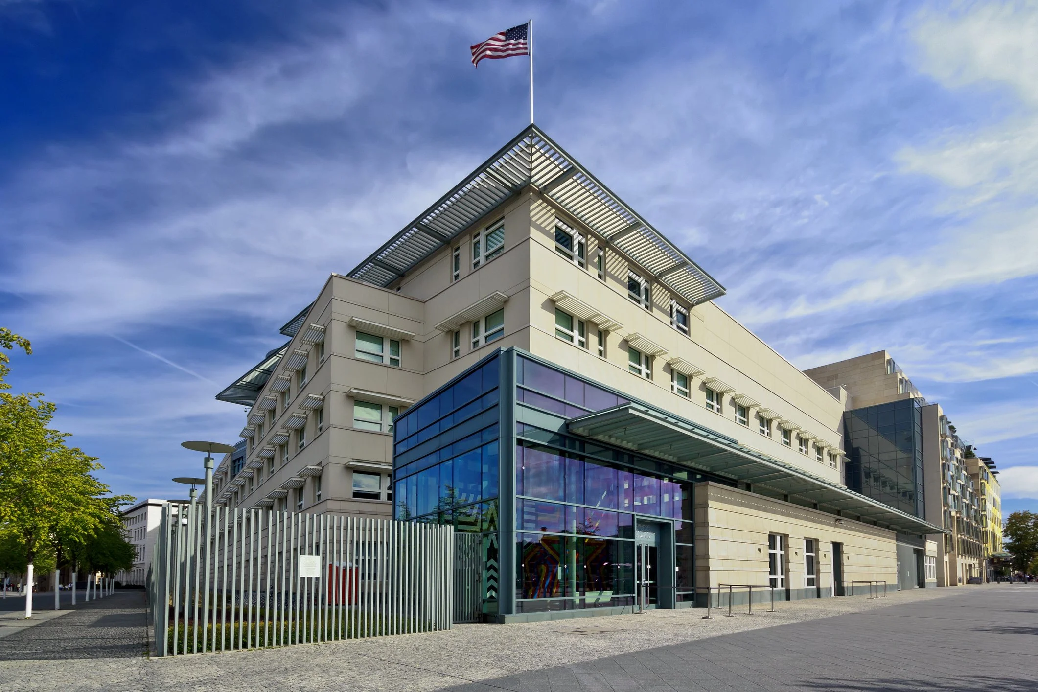 How an Embassy or Consulate Works — How to Be a Diplomat